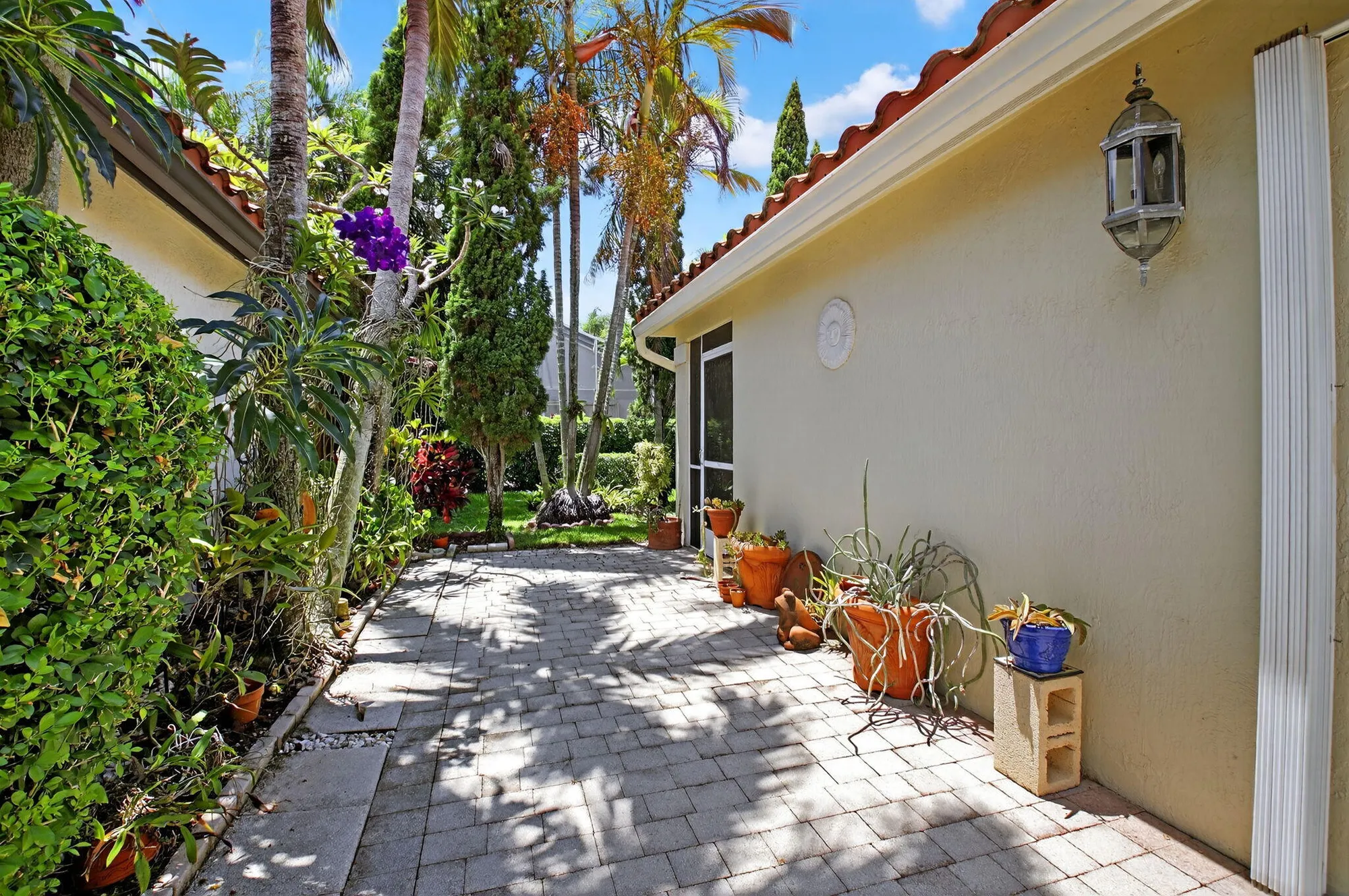 Property Slideshow image 40 of 90 | 11563 colonnade dr, Boynton Beach, FL, 33437