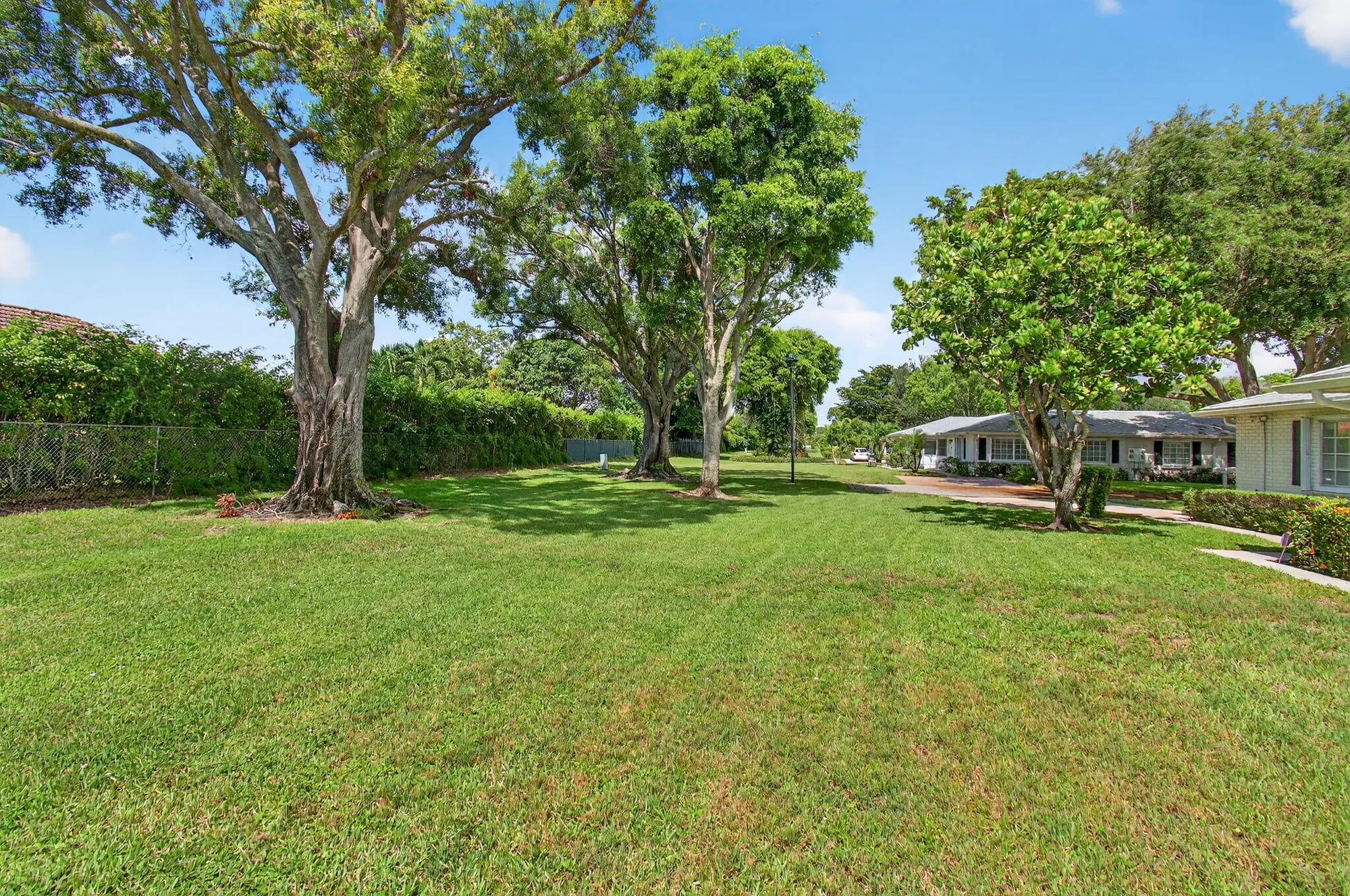 Property Slideshow image 10 of 64 | 10170 40th way s # 258, Boynton Beach, FL, 33436