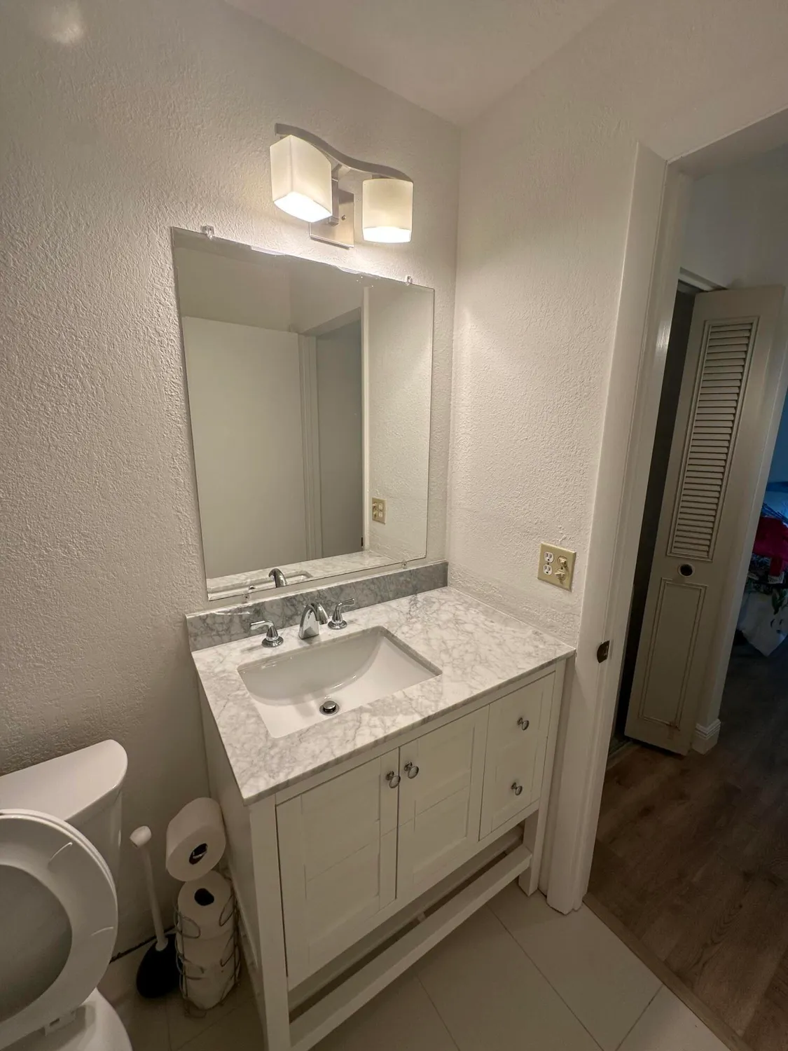 Property Slideshow image 15 of 31 | 404 bennington ln, Lake Worth, FL, 33467