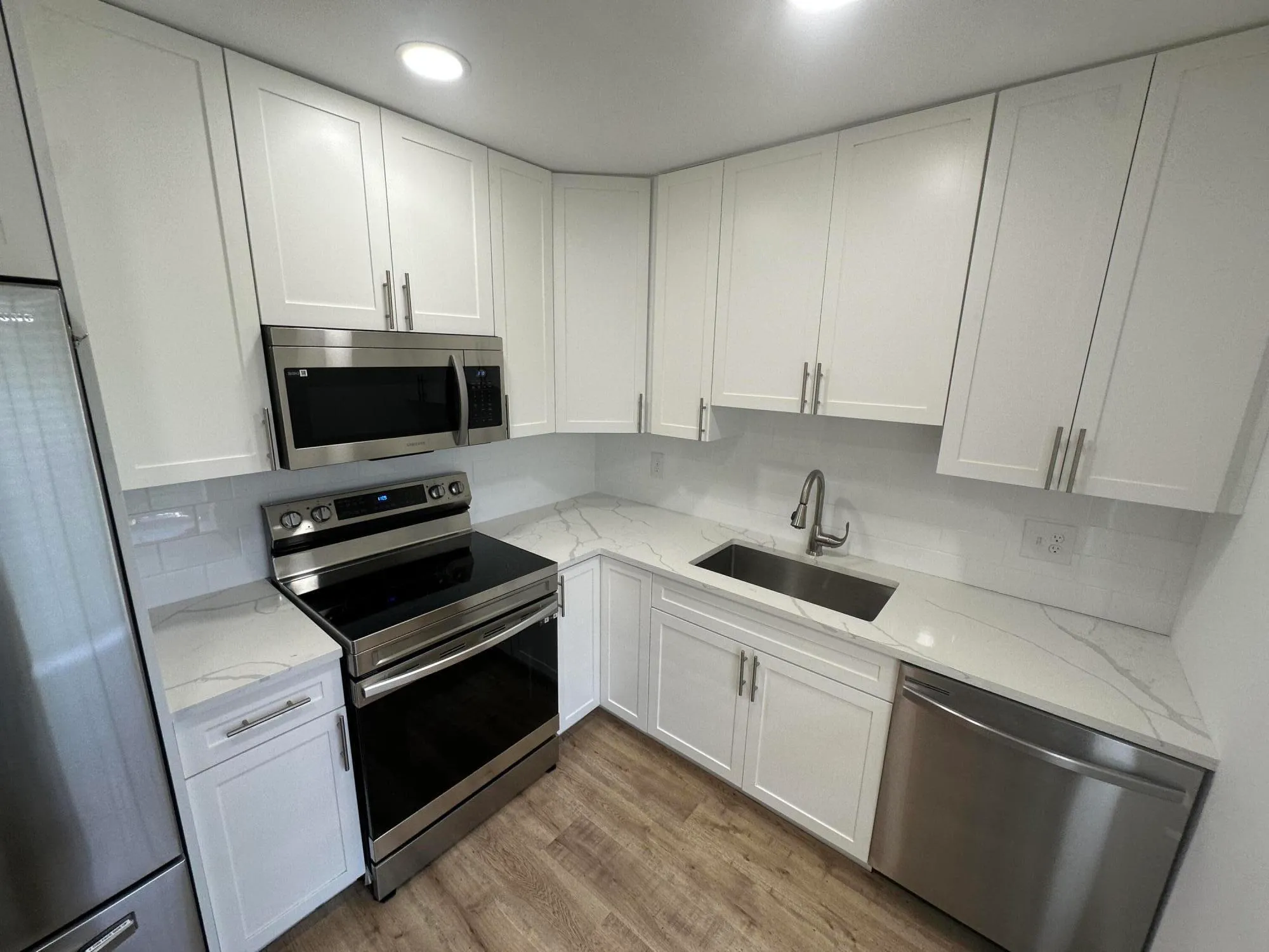 Property Slideshow image 5 of 31 | 404 bennington ln, Lake Worth, FL, 33467