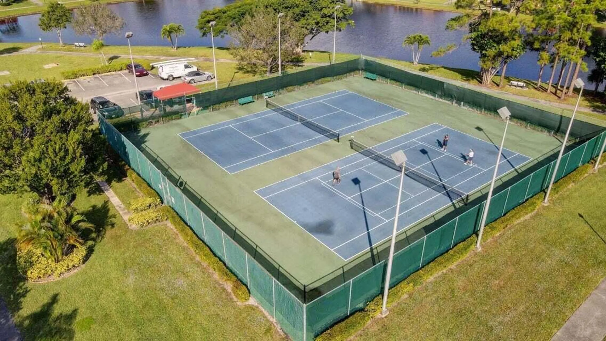 Property Slideshow image 27 of 31 | 404 bennington ln, Lake Worth, FL, 33467