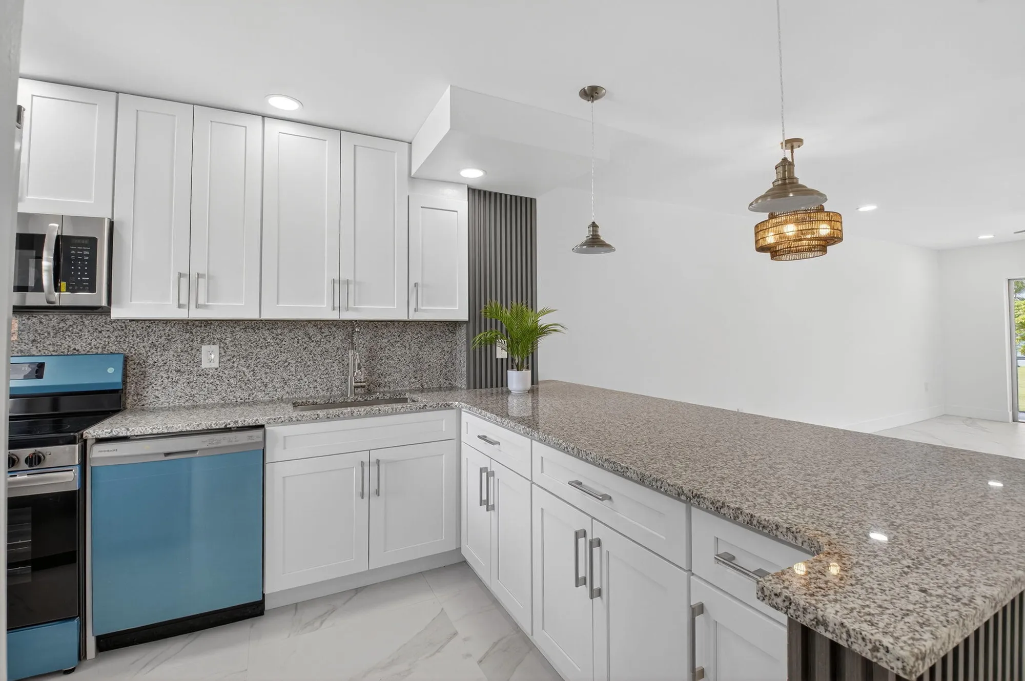 Property Slideshow image 5 of 31 | 9886 marina blvd apt 622, Boca Raton, FL, 33428