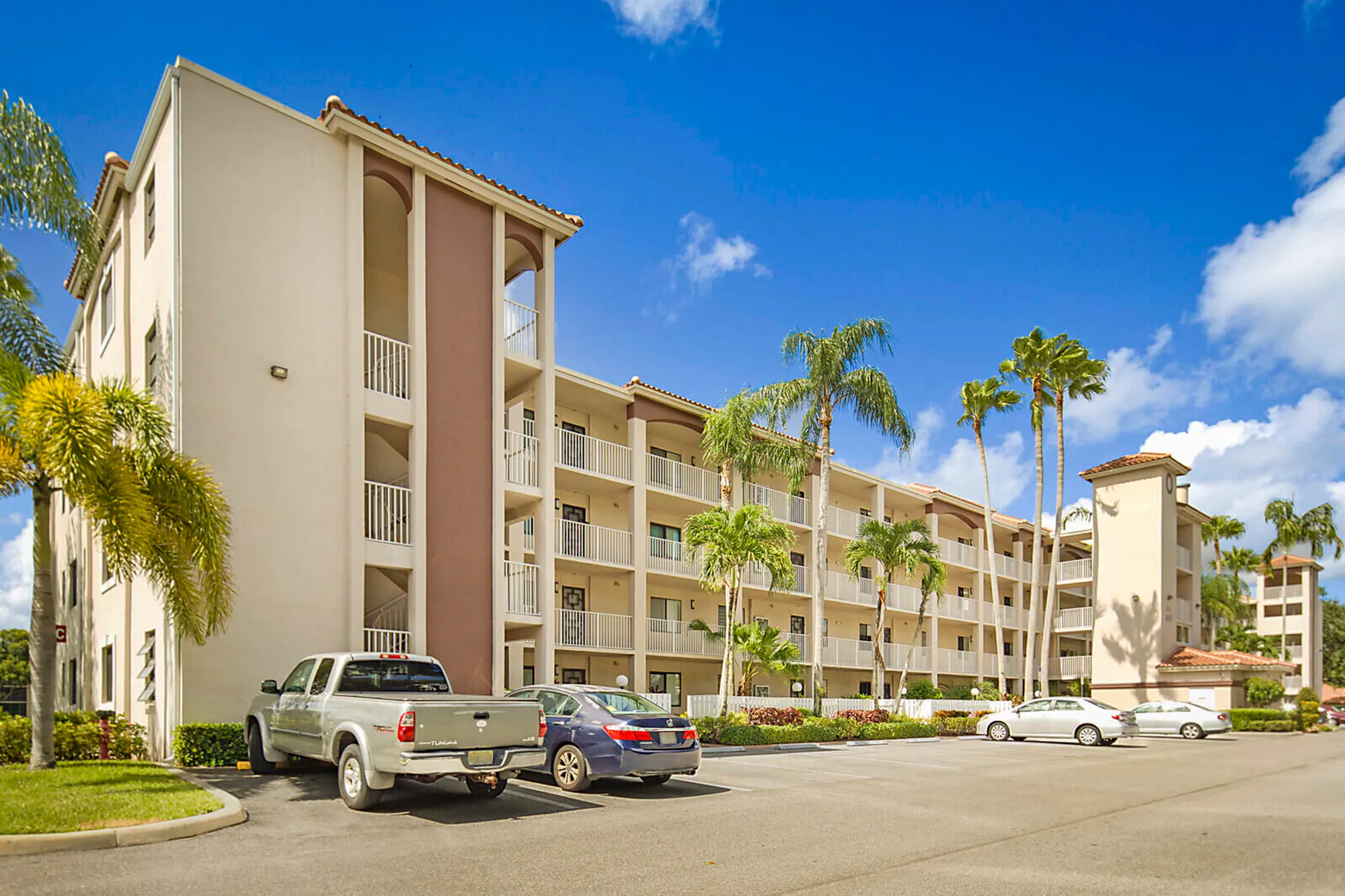 Property Slideshow image 2 of 33 | 6037 pointe regal cir apt 301, Delray Beach, FL, 33484
