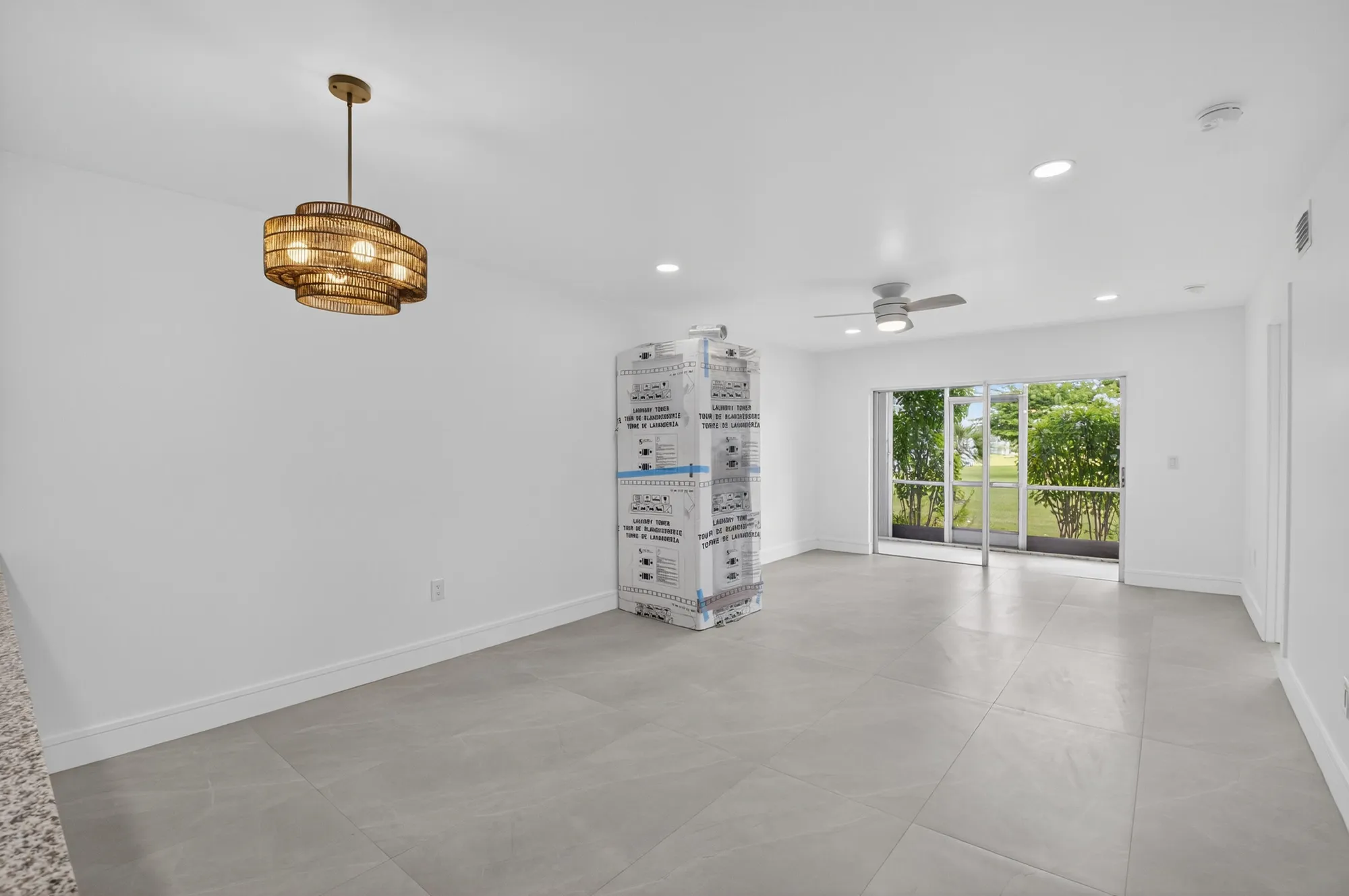 Property Slideshow image 12 of 43 | 9880 marina blvd apt 1509, Boca Raton, FL, 33428