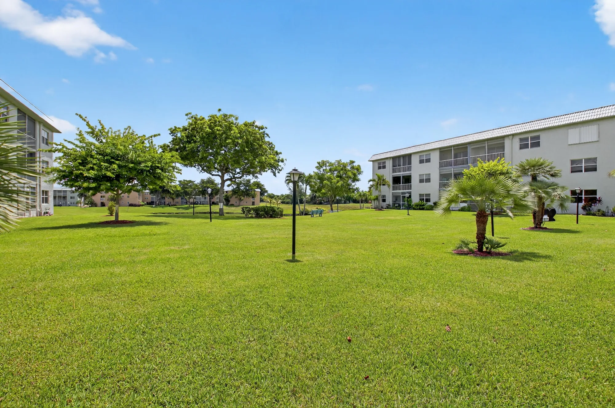 Property Slideshow image 25 of 43 | 9880 marina blvd apt 1509, Boca Raton, FL, 33428