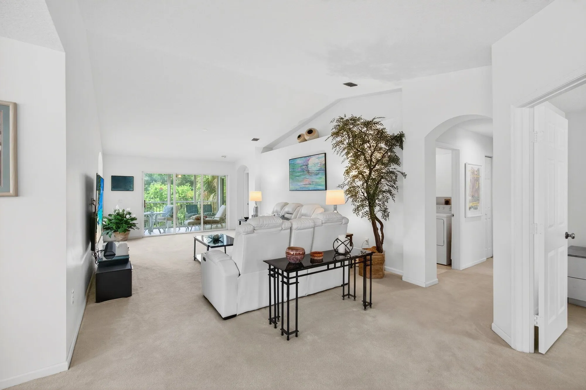 Property Slideshow image 10 of 75 | 7676 springwater pl apt 201, Boynton Beach, FL, 33437