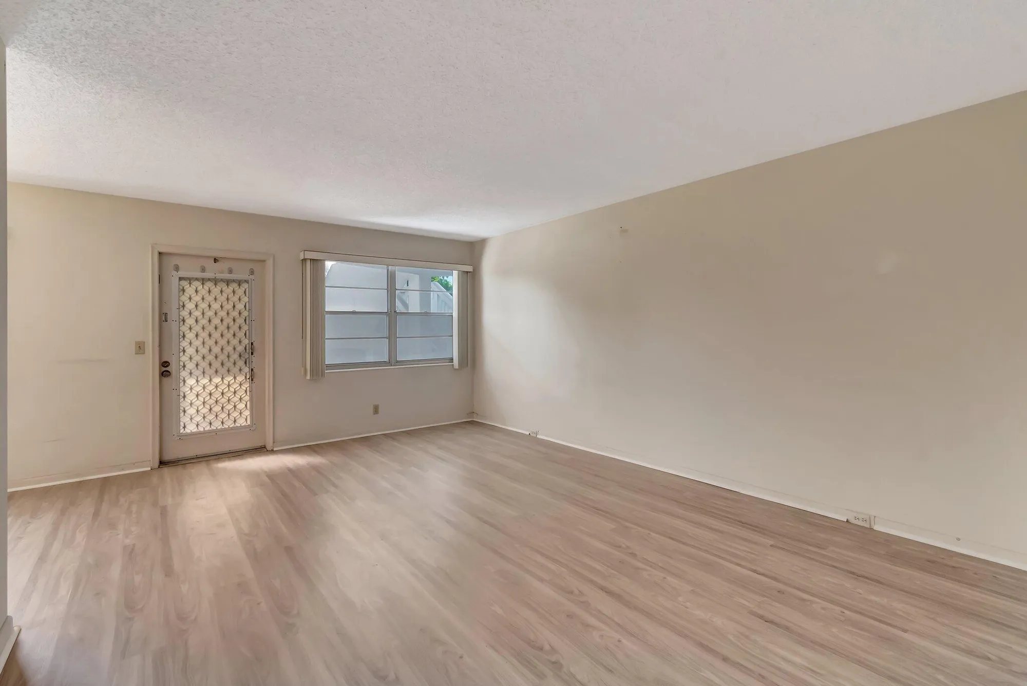 Property Slideshow image 8 of 30 | 1020 ellesmere b # 1020, Deerfield Beach, FL, 33442