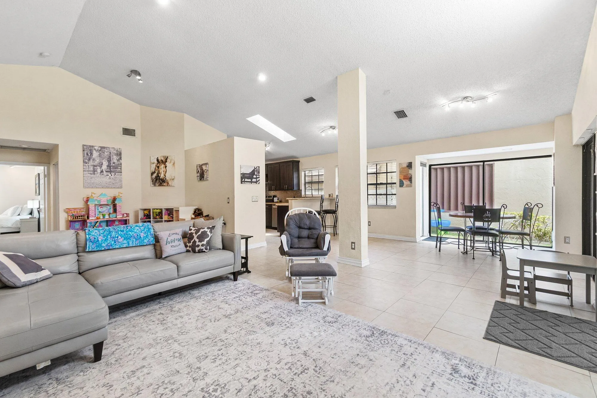 Property Slideshow image 3 of 74 | 6932 bitterbush pl, Boynton Beach, FL, 33472