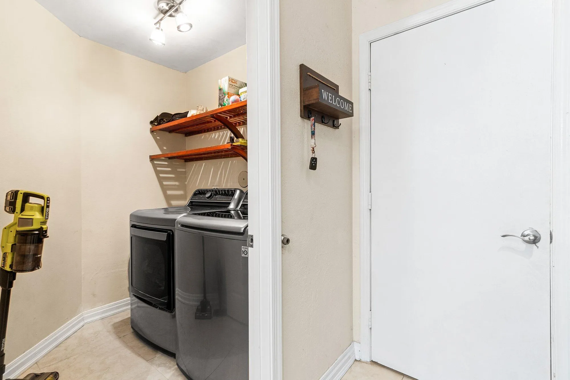 Property Slideshow image 15 of 74 | 6932 bitterbush pl, Boynton Beach, FL, 33472