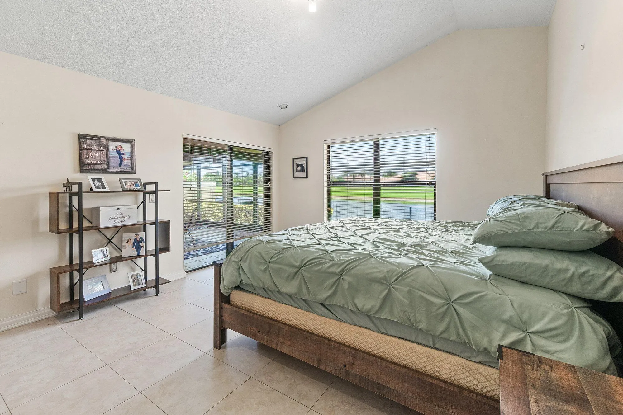 Property Slideshow image 26 of 74 | 6932 bitterbush pl, Boynton Beach, FL, 33472