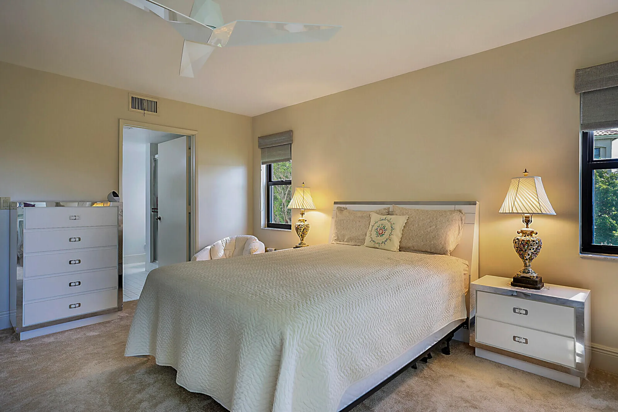 Property Slideshow image 22 of 33 | 6037 pointe regal cir apt 301, Delray Beach, FL, 33484