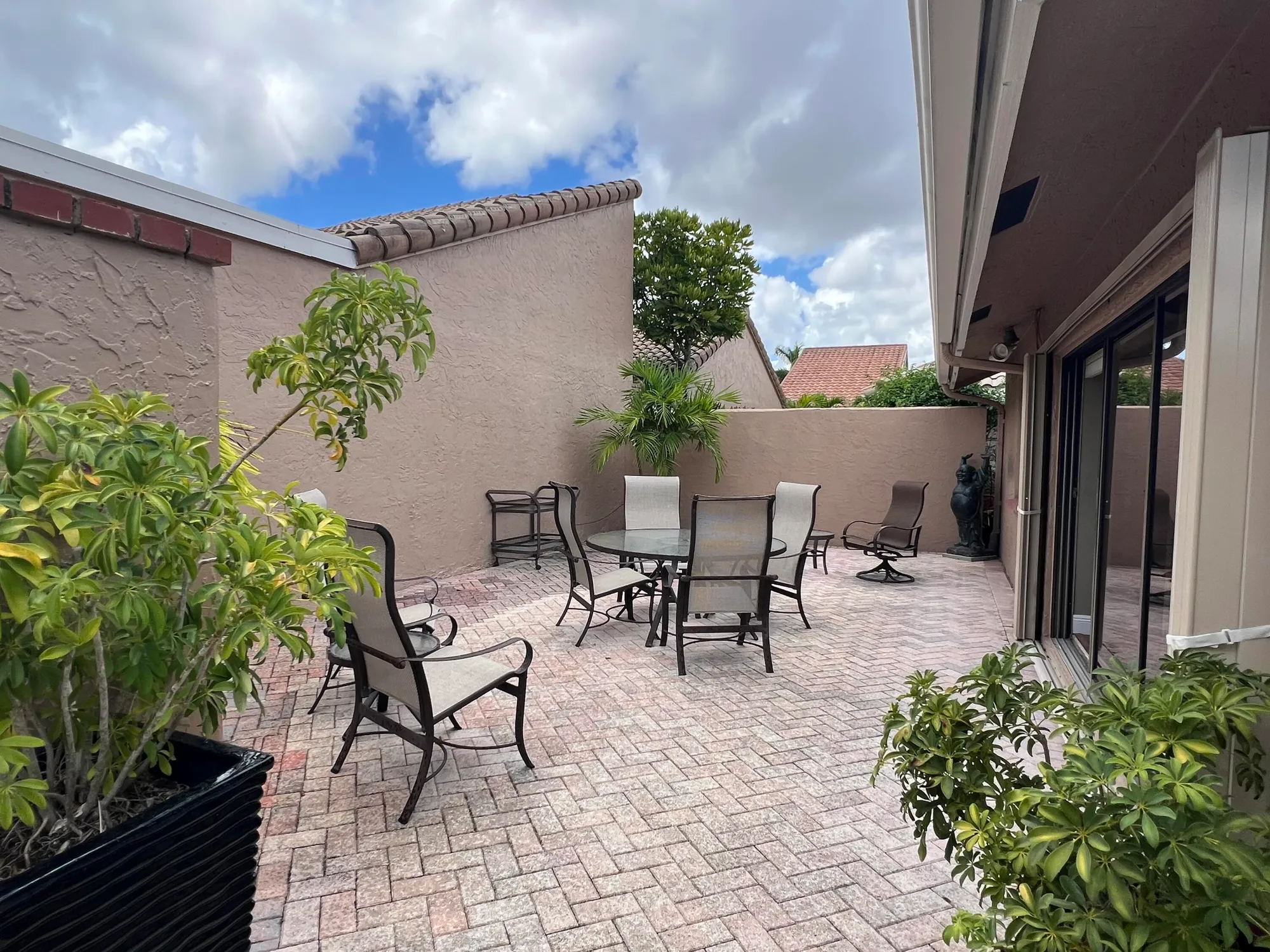 Property Slideshow image 22 of 27 | 11123 applegate cir, Boynton Beach, FL, 33437