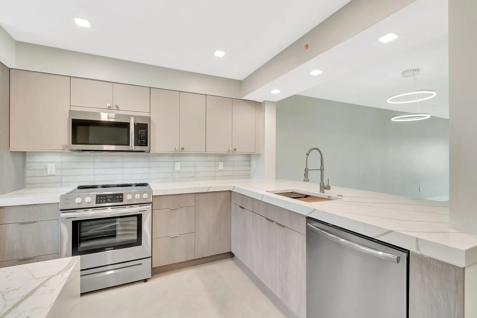 Property Slideshow image 8 of 48 | 14095 royal vista dr apt 202, Delray Beach, FL, 33484