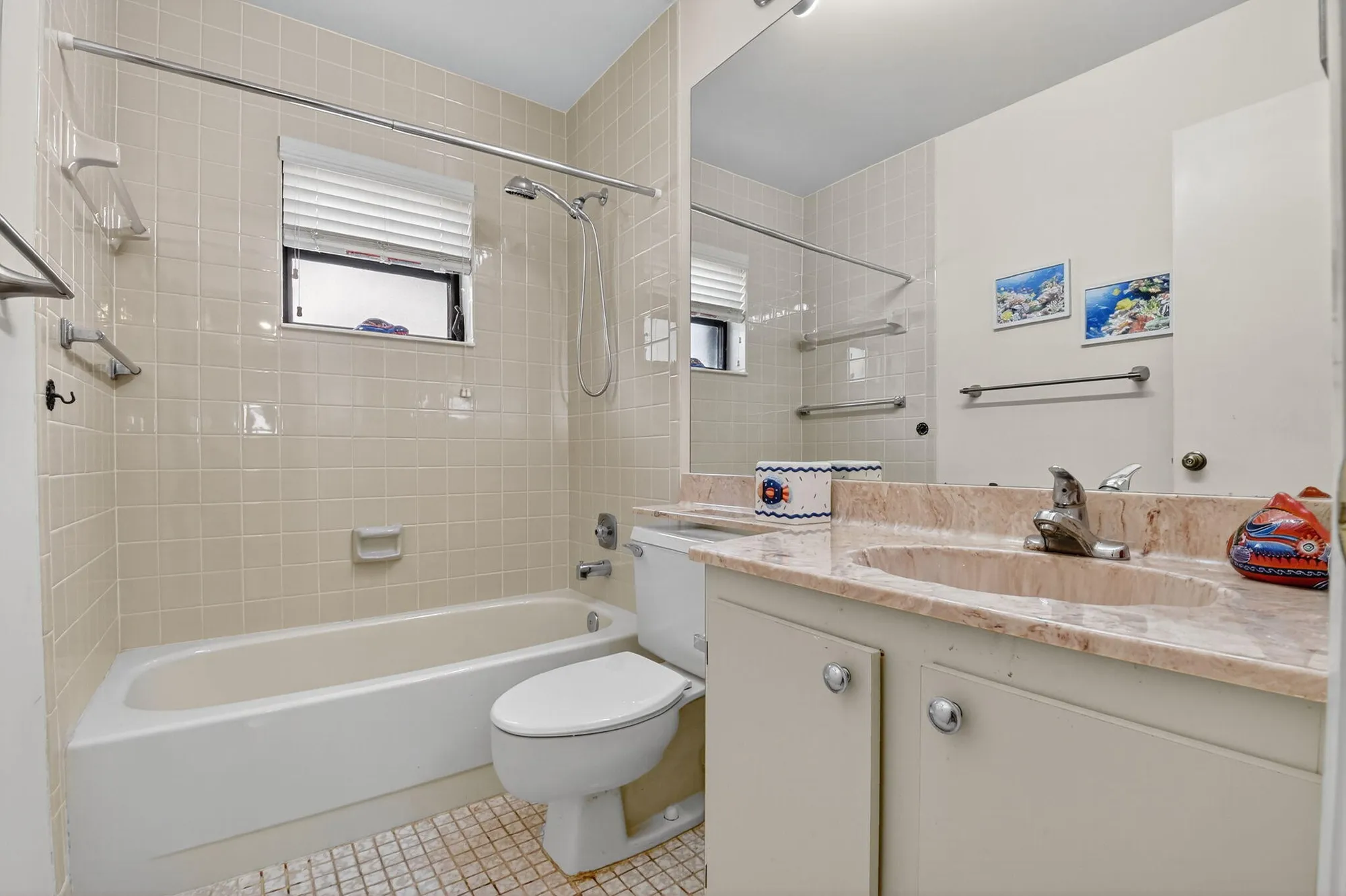 Property Slideshow image 13 of 21 | 6262 tall cypress cir, Greenacres, FL, 33463