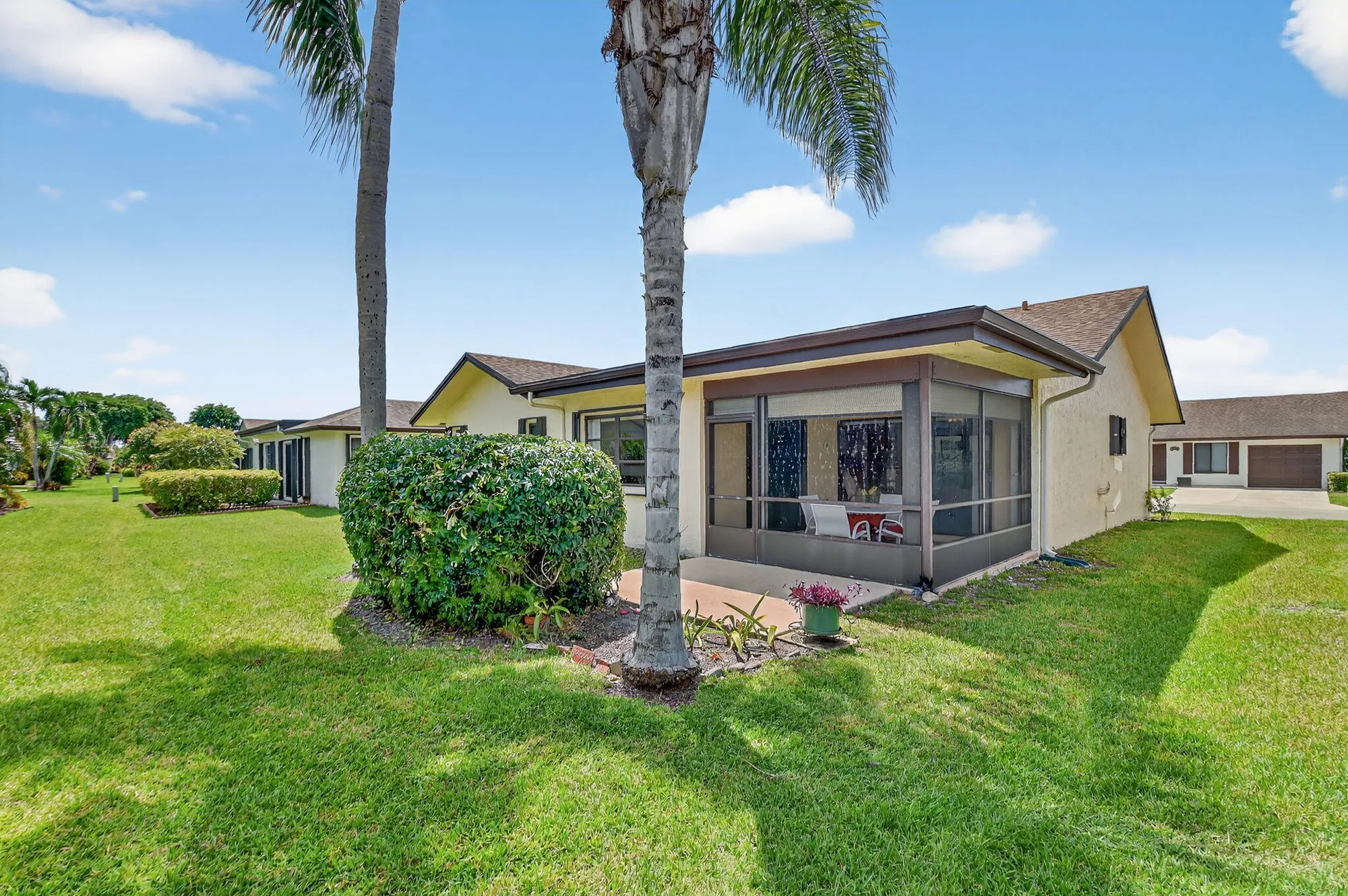 Property Slideshow image 10 of 21 | 6262 tall cypress cir, Greenacres, FL, 33463