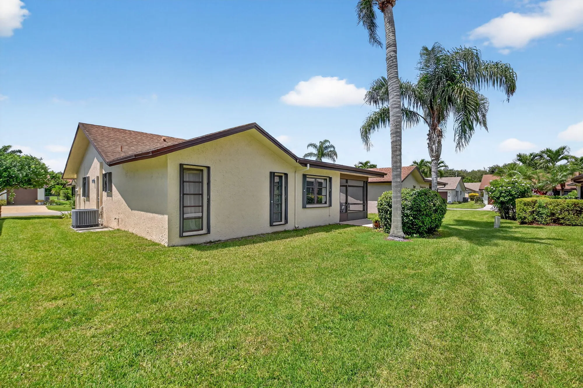 Property Slideshow image 11 of 21 | 6262 tall cypress cir, Greenacres, FL, 33463