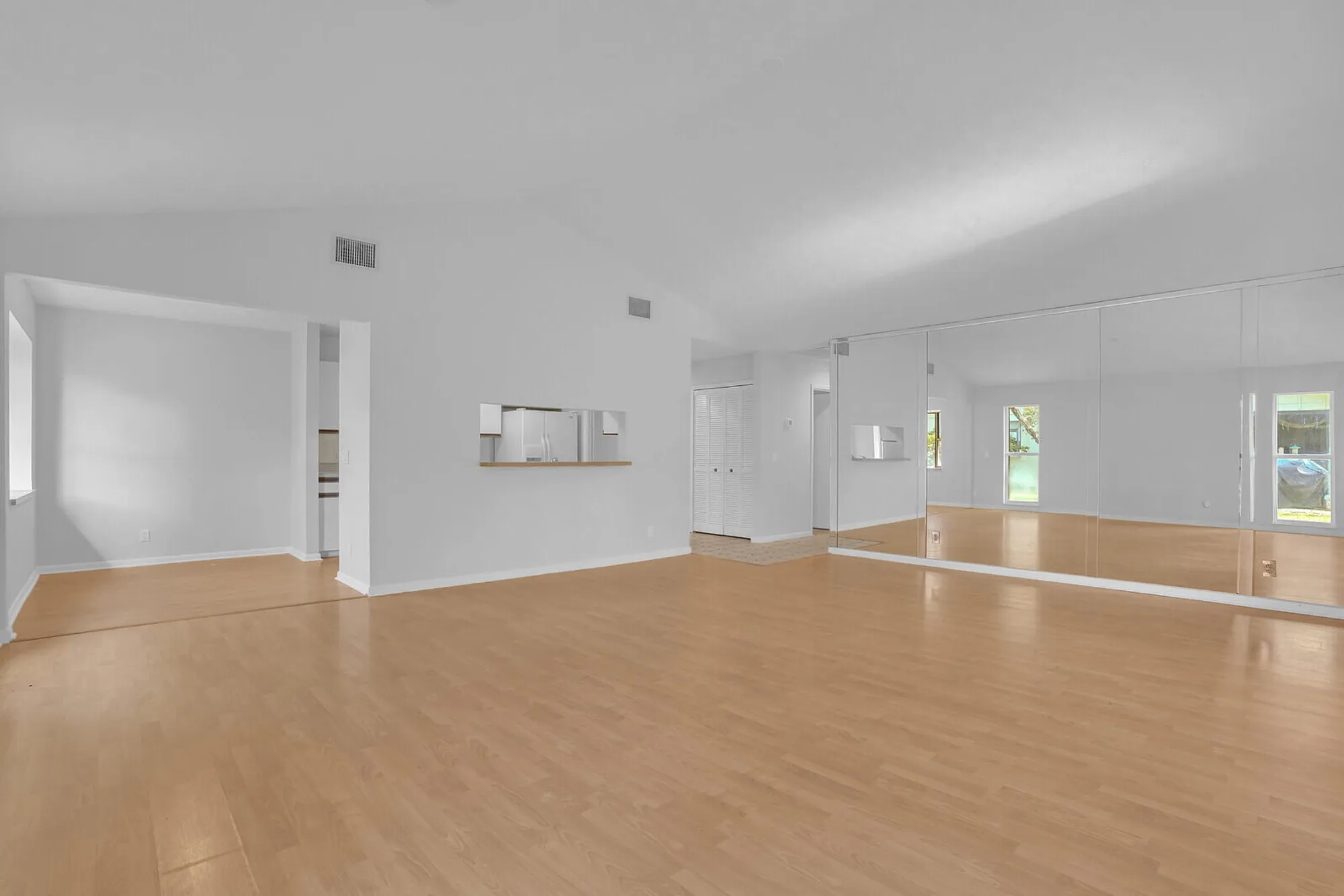 Property Slideshow image 15 of 42 | 12726 se pinehurst ct, Hobe Sound, FL, 33455