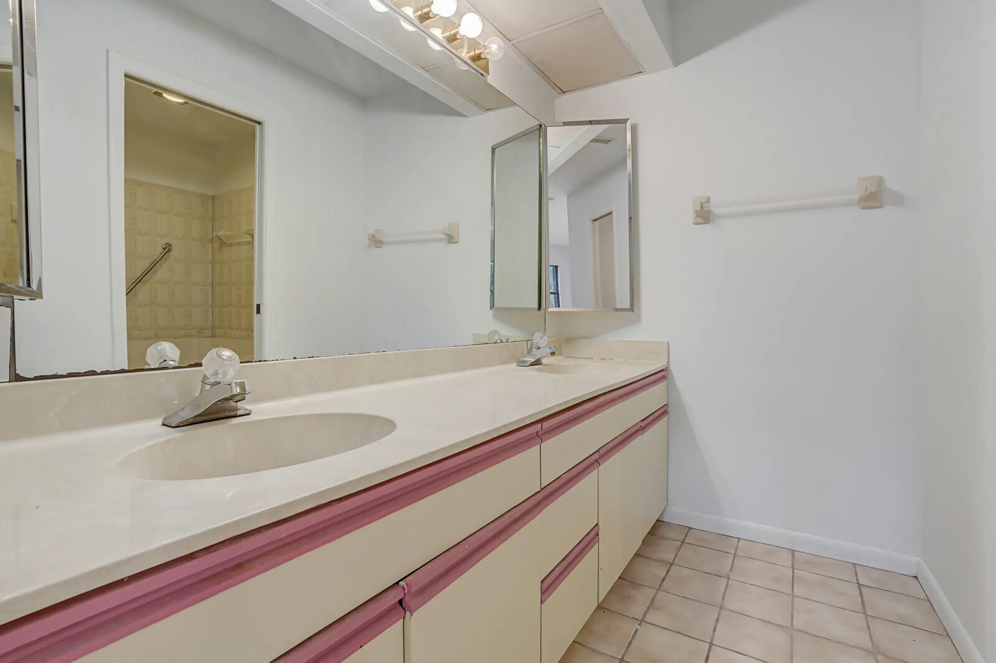Property Slideshow image 28 of 42 | 12726 se pinehurst ct, Hobe Sound, FL, 33455