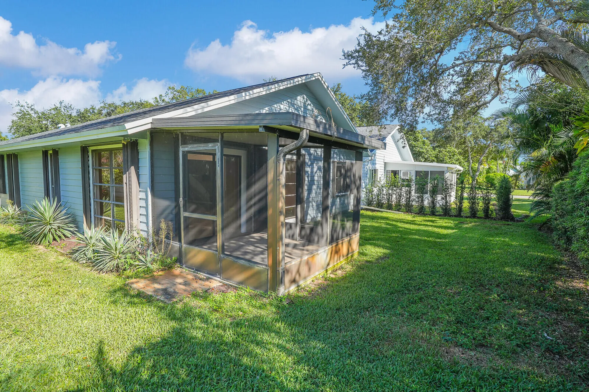 Property Slideshow image 34 of 42 | 12726 se pinehurst ct, Hobe Sound, FL, 33455