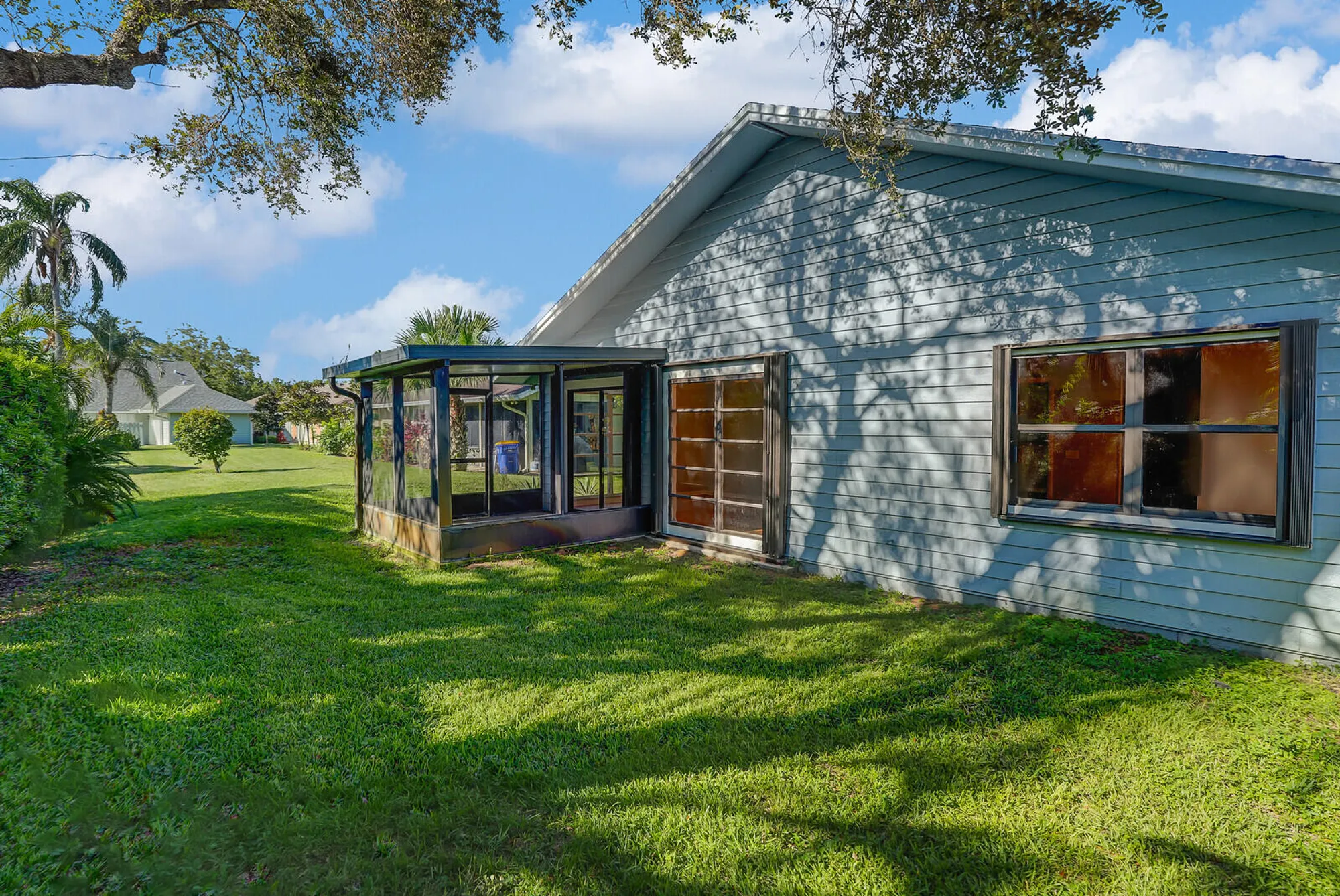 Property Slideshow image 35 of 42 | 12726 se pinehurst ct, Hobe Sound, FL, 33455