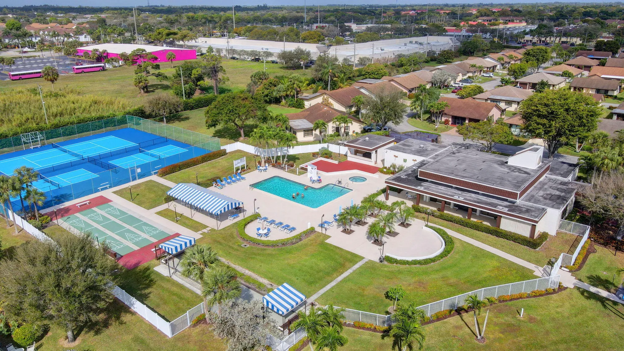 Property Slideshow image 17 of 21 | 6262 tall cypress cir, Greenacres, FL, 33463