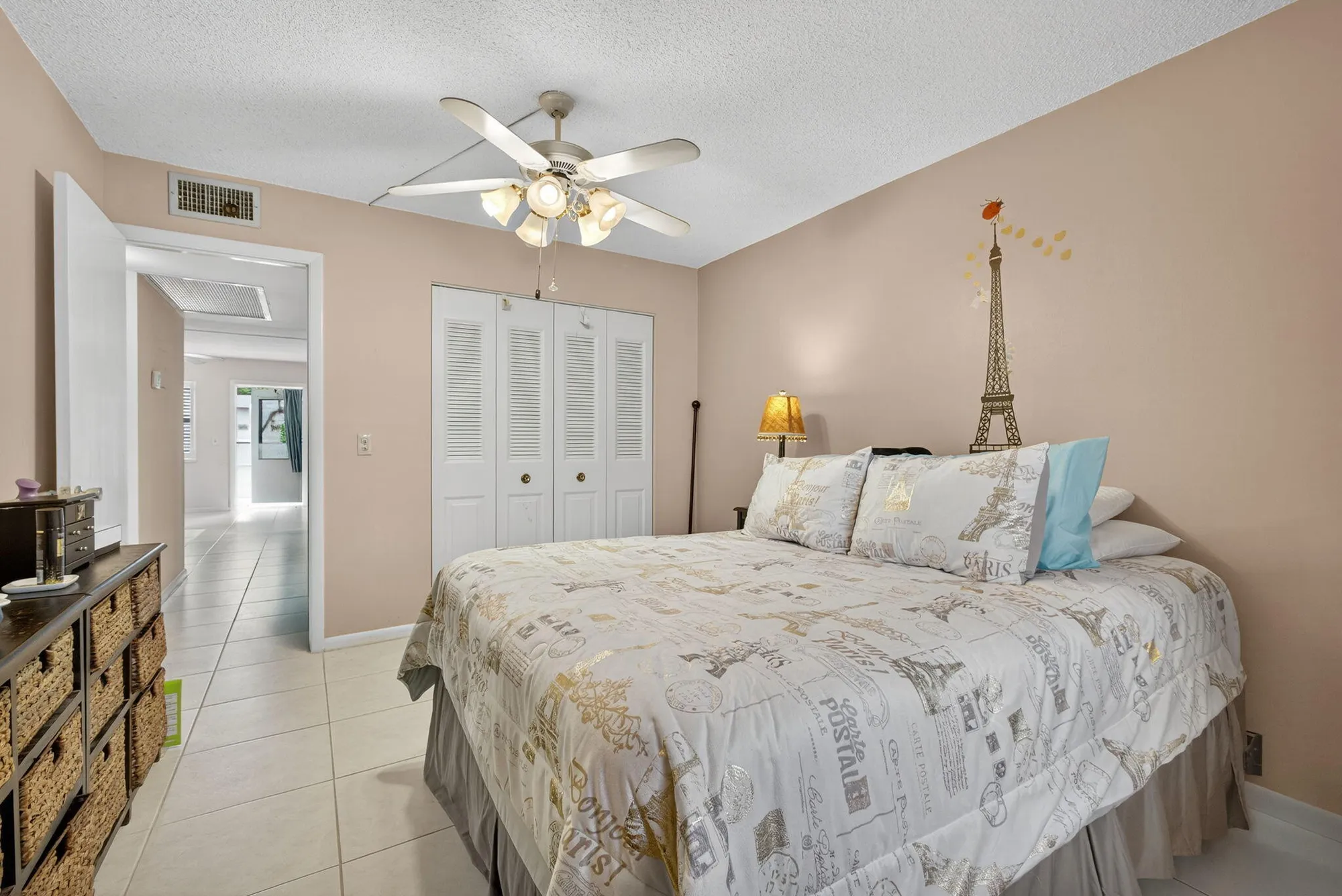 Property Slideshow image 13 of 34 | 23 dorchester b, West Palm Beach, FL, 33417