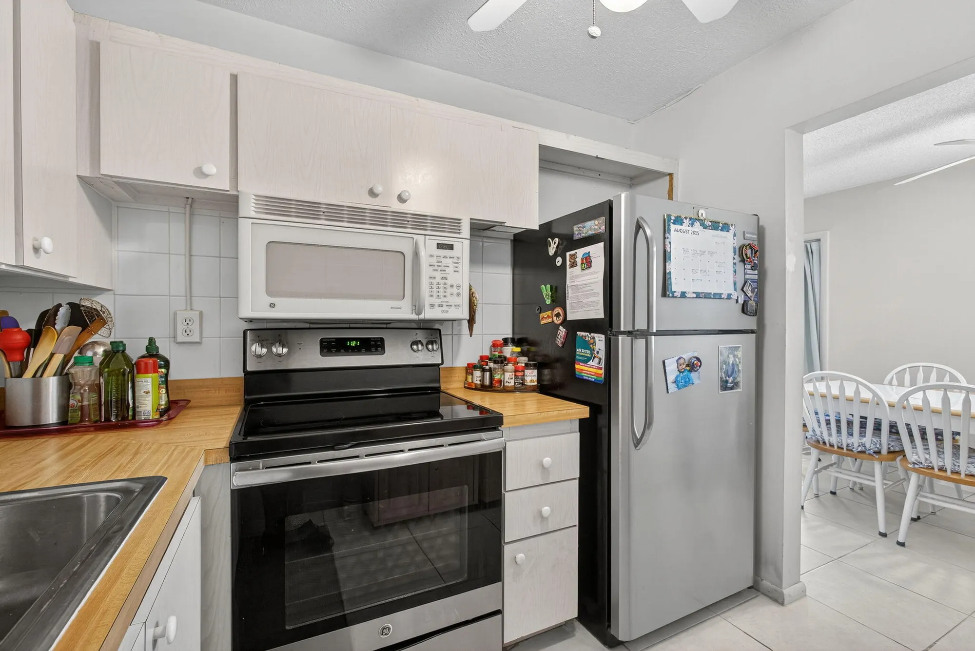 Property Slideshow image 8 of 34 | 23 dorchester b, West Palm Beach, FL, 33417