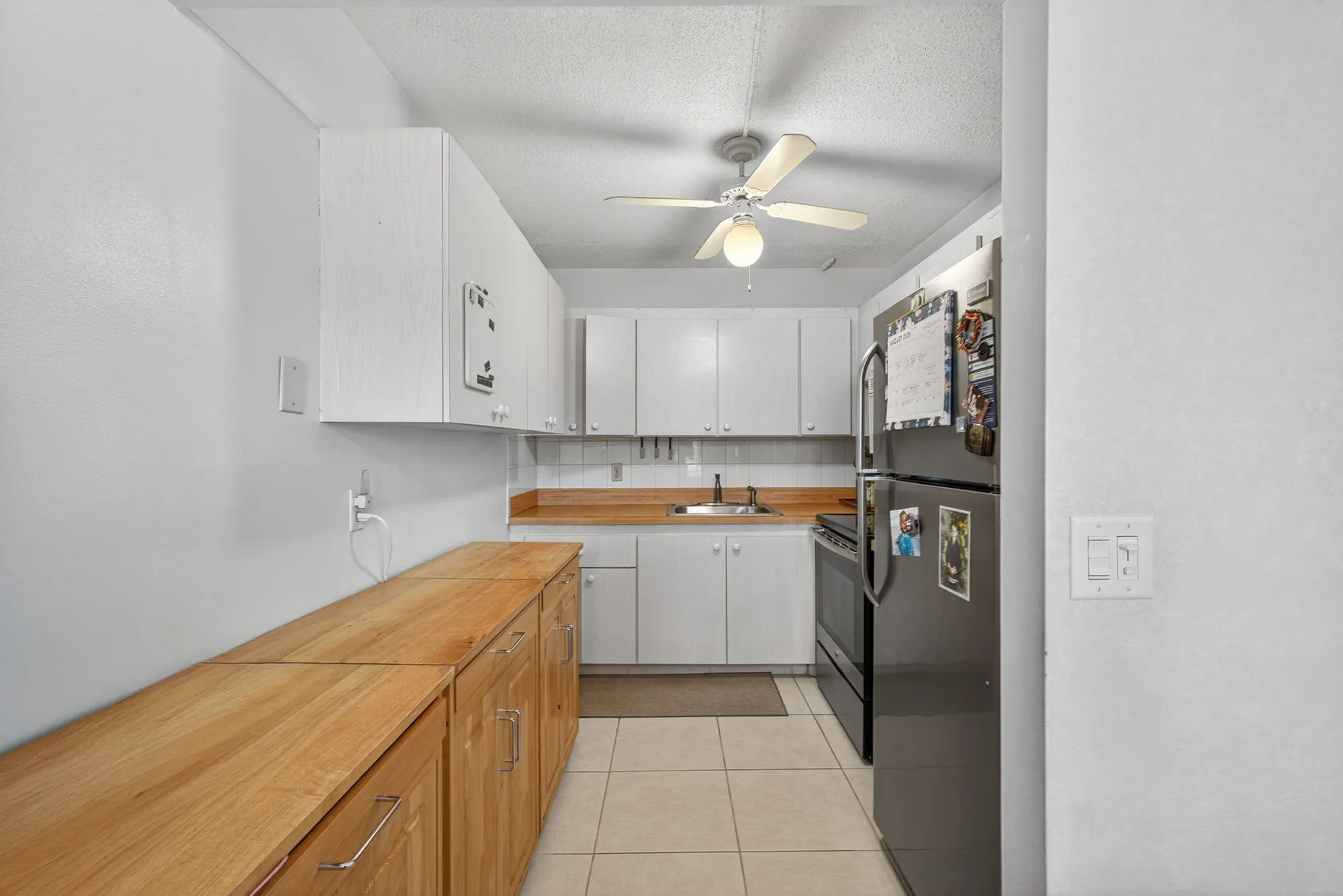 Property Slideshow image 6 of 34 | 23 dorchester b, West Palm Beach, FL, 33417