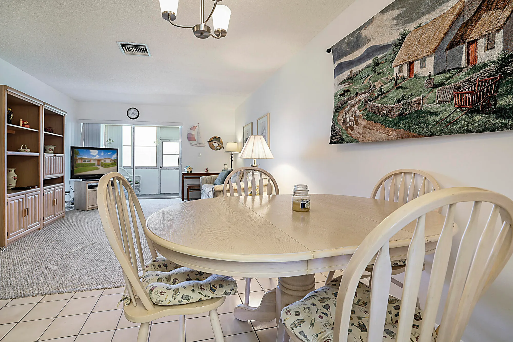 Property Slideshow image 8 of 29 | 2703 dudley dr h, West Palm Beach, FL, 33415