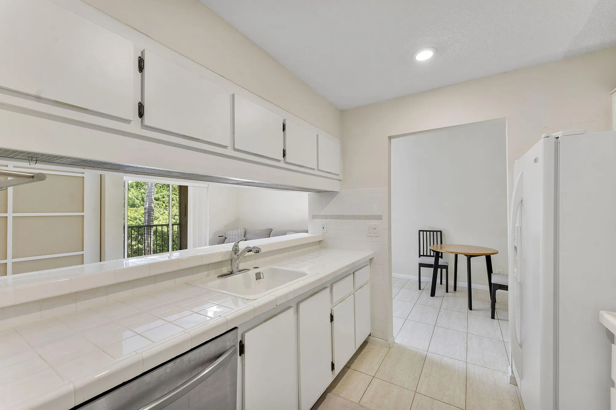 Property Slideshow image 24 of 33 | 13791 oneida dr apt d3, Delray Beach, FL, 33446