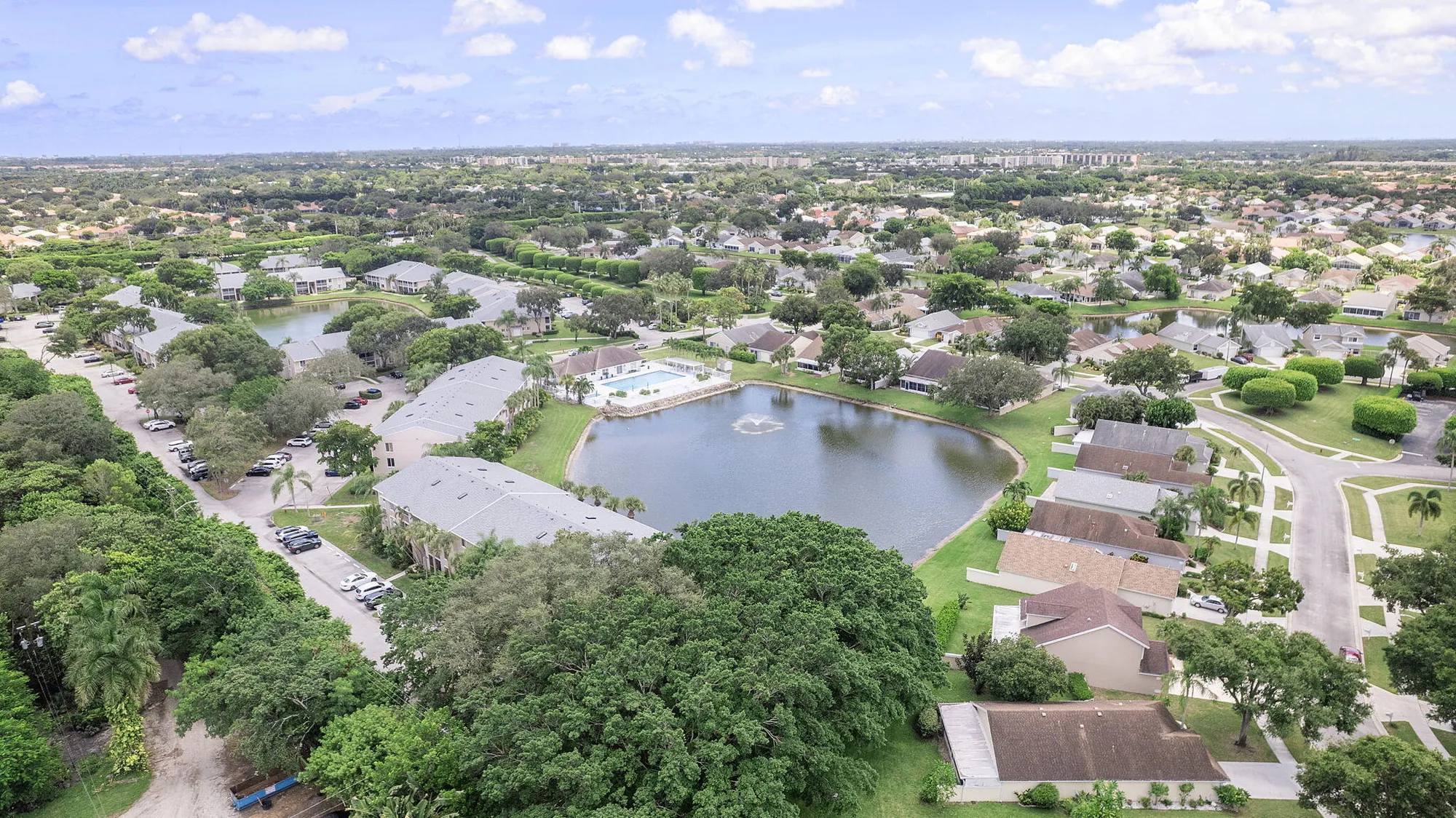Property Slideshow image 4 of 33 | 13791 oneida dr apt d3, Delray Beach, FL, 33446