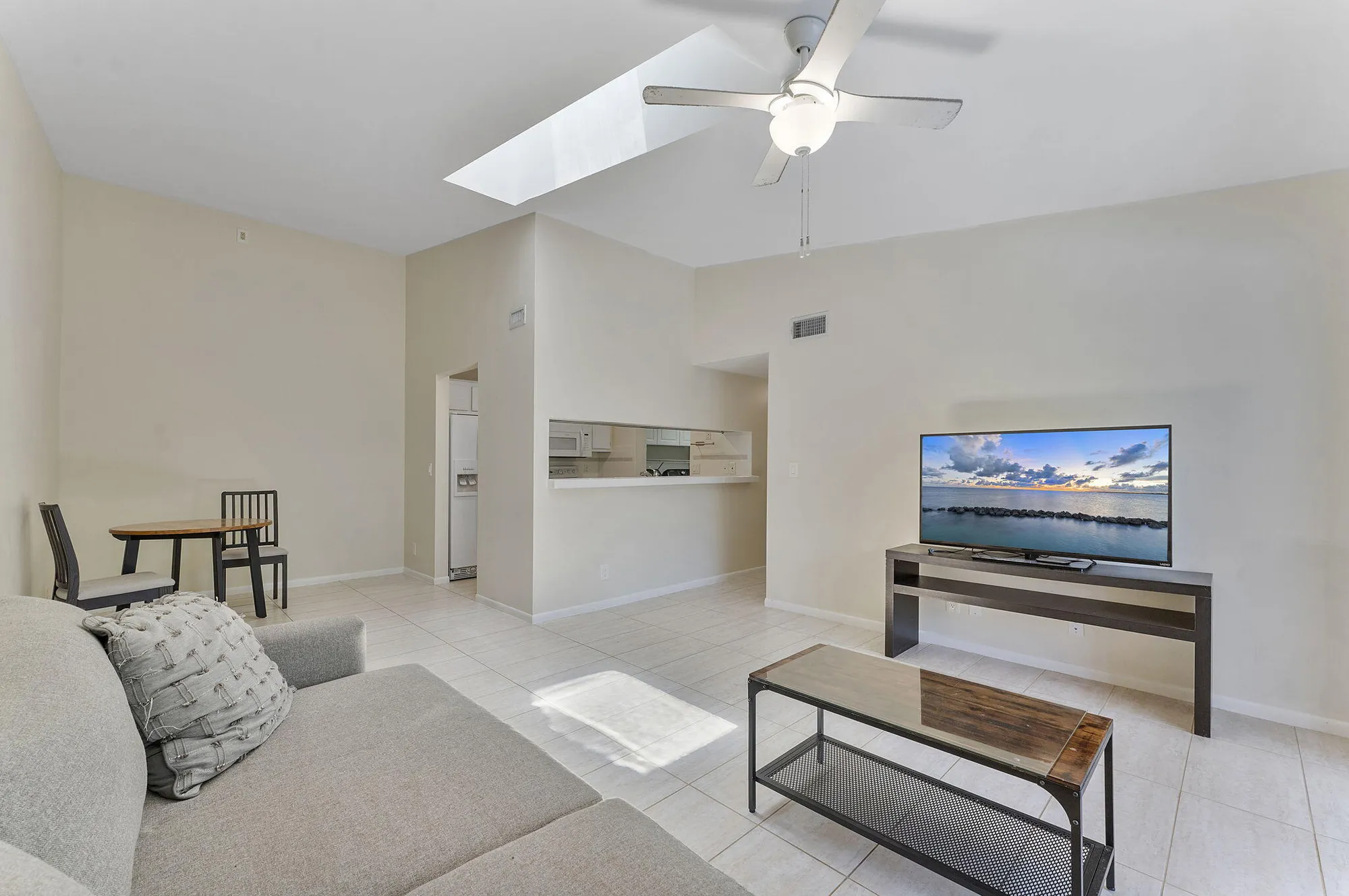 Property Slideshow image 12 of 33 | 13791 oneida dr apt d3, Delray Beach, FL, 33446