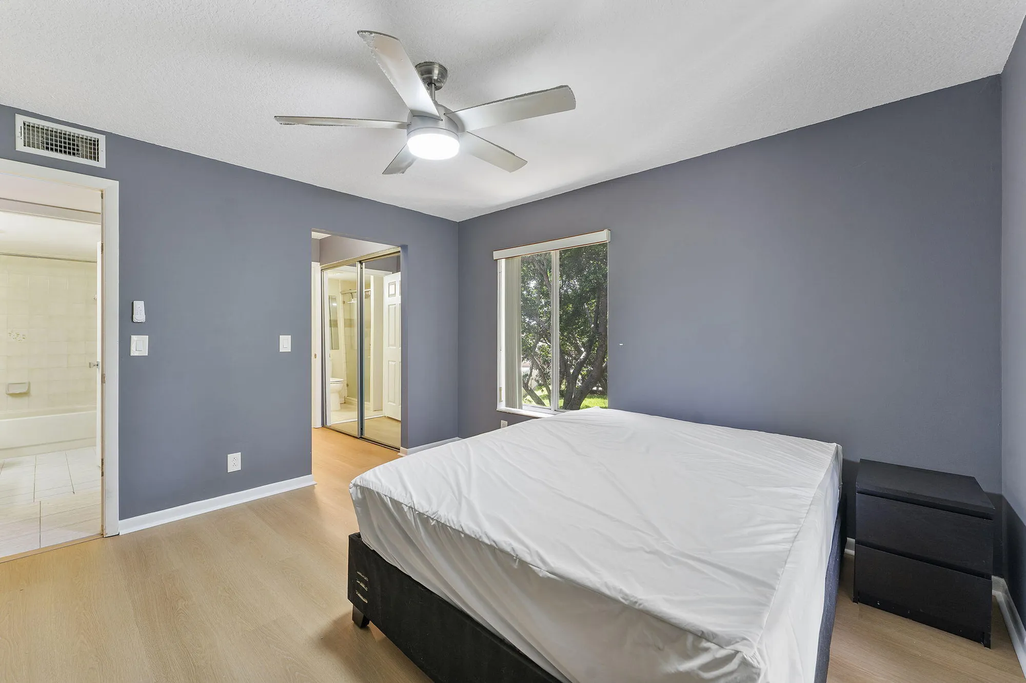 Property Slideshow image 32 of 33 | 13791 oneida dr apt d3, Delray Beach, FL, 33446
