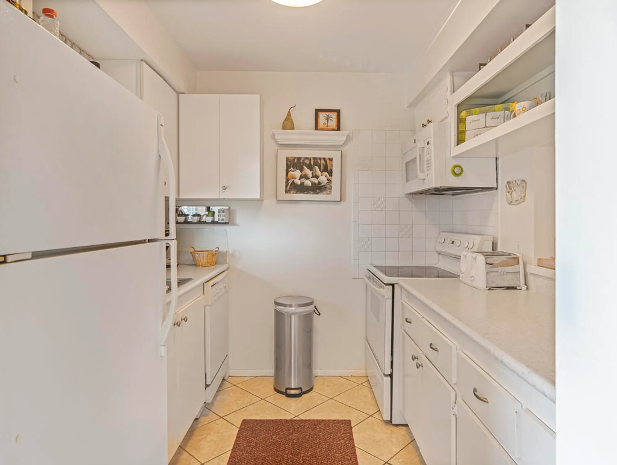 Property Slideshow image 4 of 21 | 12022 w greenway dr apt 204, Royal Palm Beach, FL, 33411