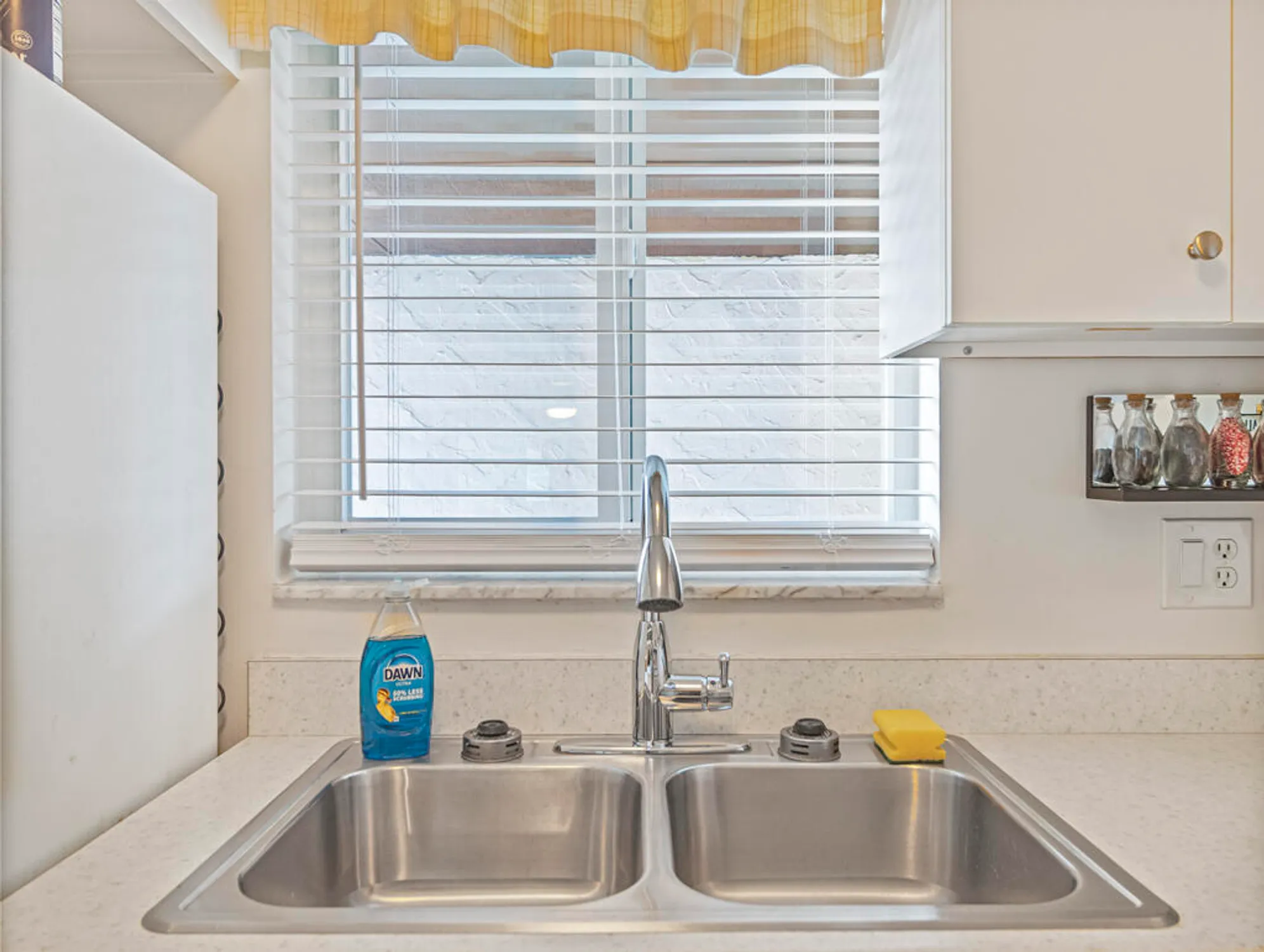 Property Slideshow image 5 of 21 | 12022 w greenway dr apt 204, Royal Palm Beach, FL, 33411