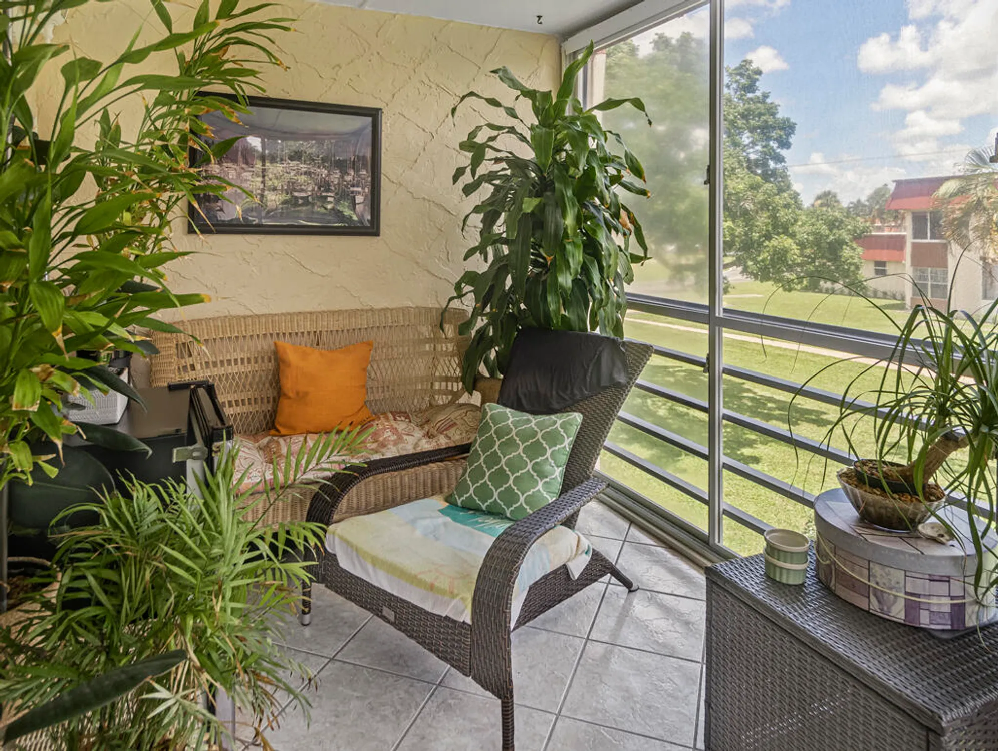 Property Slideshow image 13 of 21 | 12022 w greenway dr apt 204, Royal Palm Beach, FL, 33411