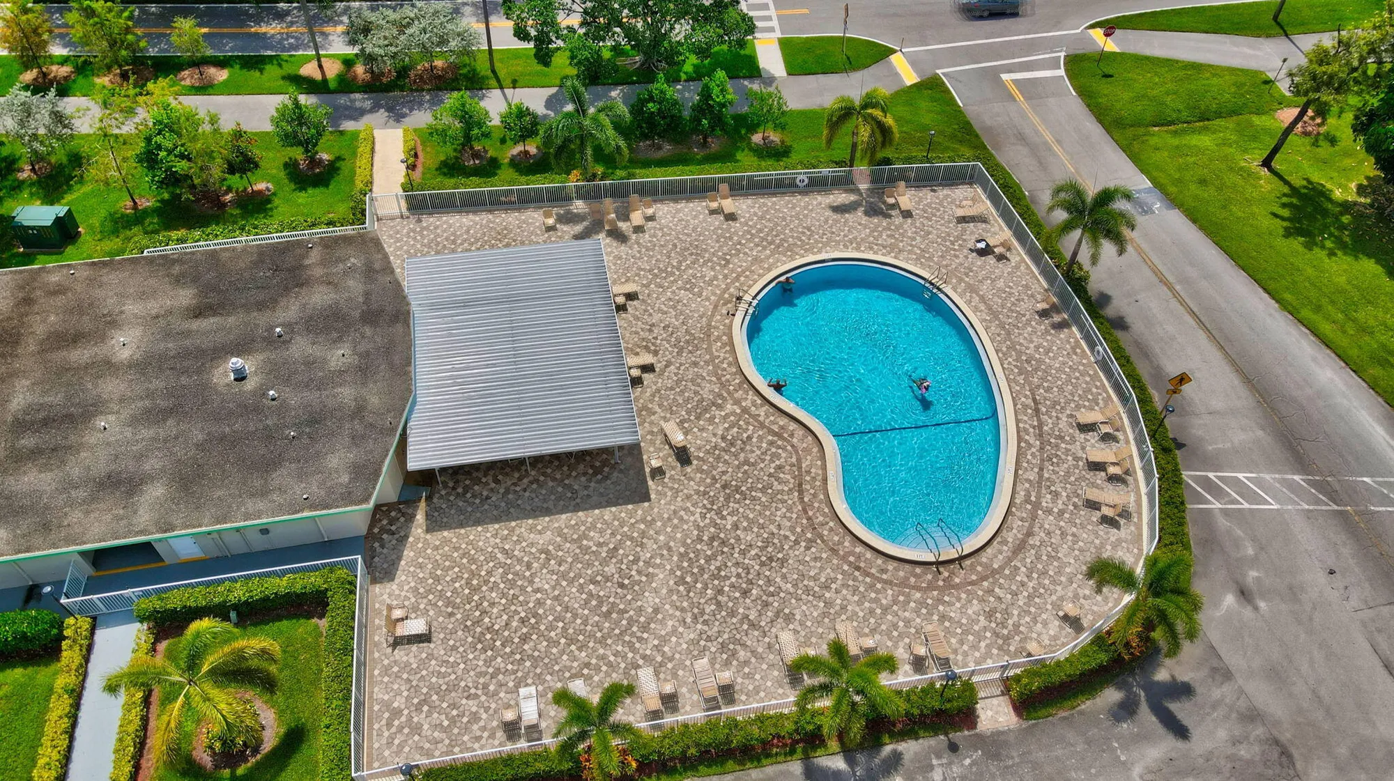 Property Slideshow image 70 of 84 | 4004 cambridge a # 4004, Deerfield Beach, FL, 33442