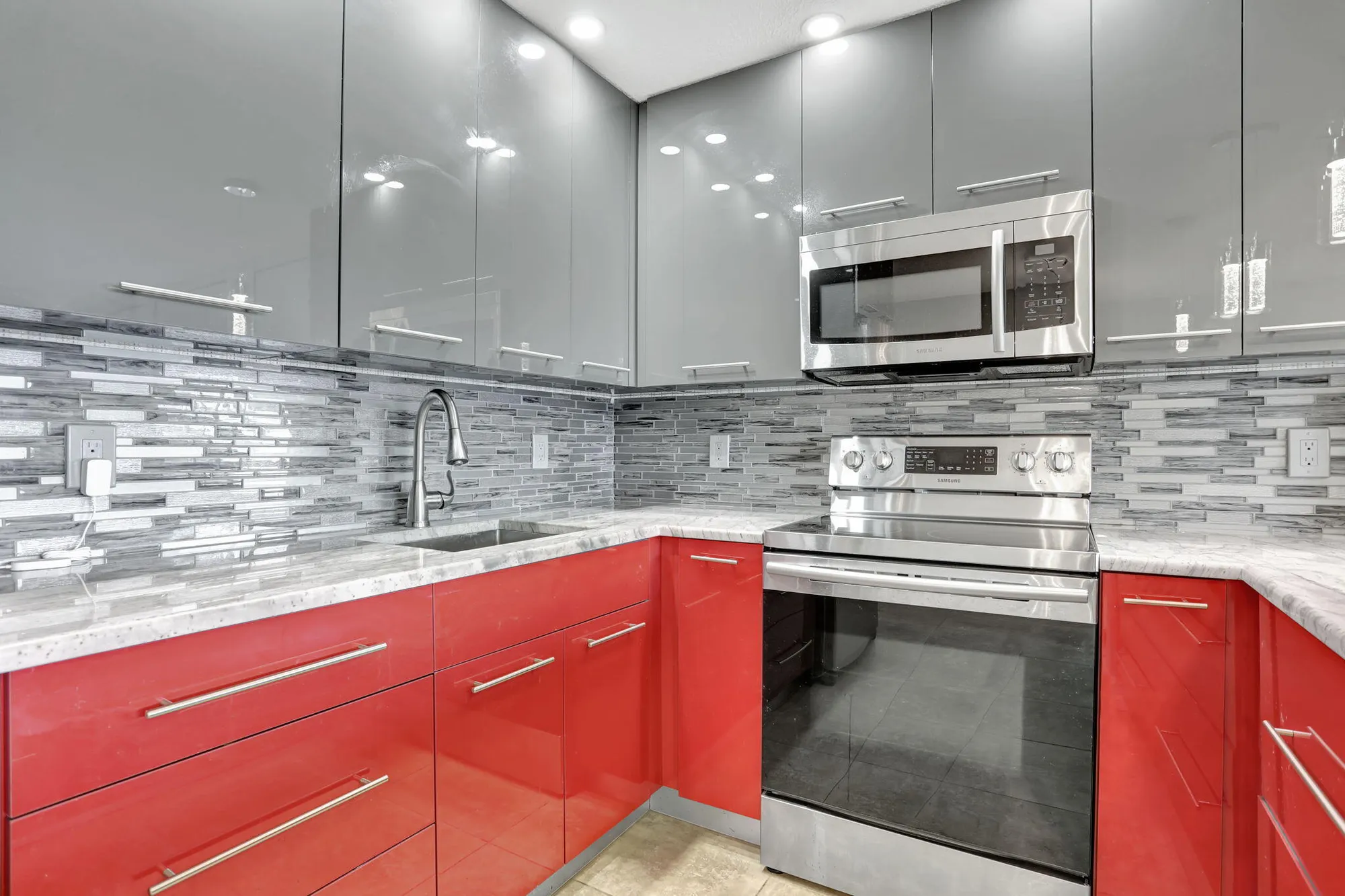 Property Slideshow image 11 of 84 | 4004 cambridge a # 4004, Deerfield Beach, FL, 33442