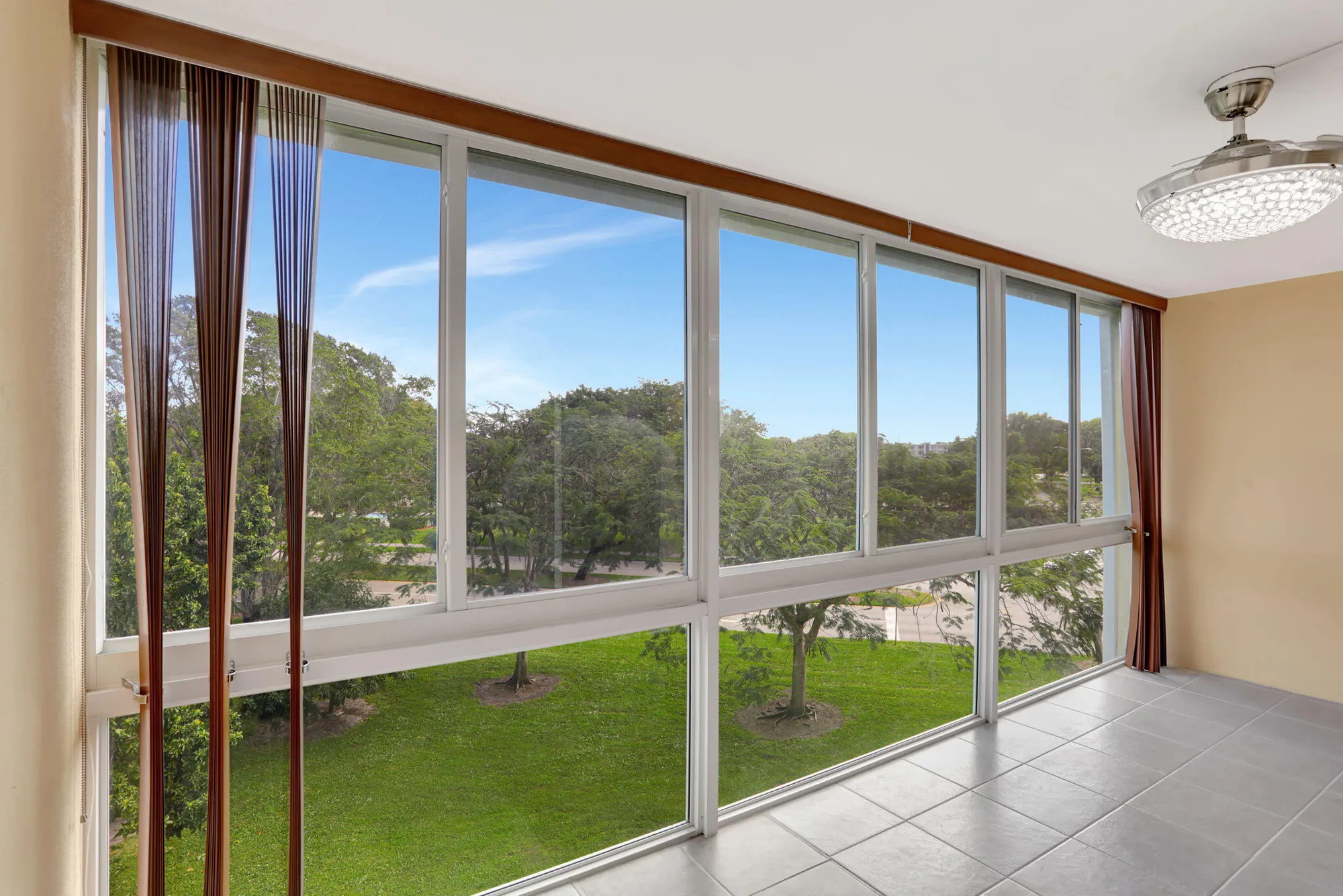 Property Slideshow image 16 of 84 | 4004 cambridge a # 4004, Deerfield Beach, FL, 33442