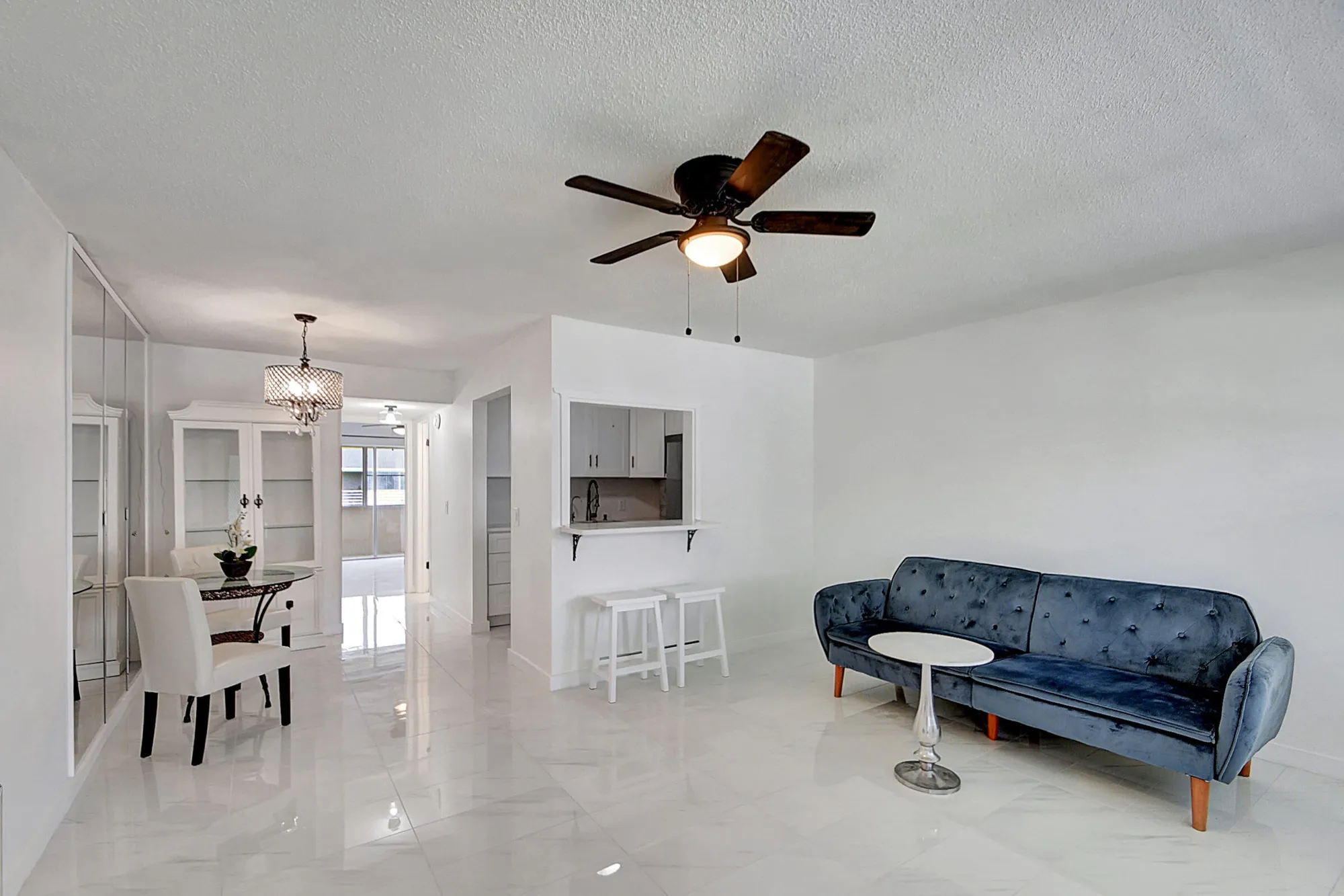 Property Slideshow image 4 of 79 | 326 camden, West Palm Beach, FL, 33417