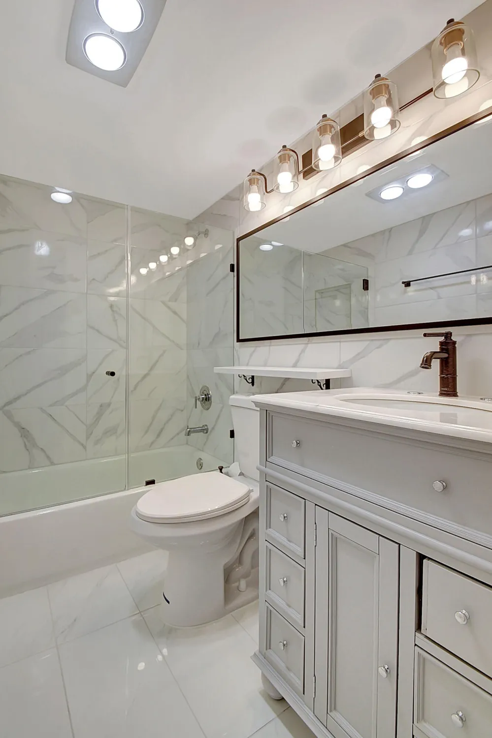 Property Slideshow image 10 of 79 | 326 camden, West Palm Beach, FL, 33417