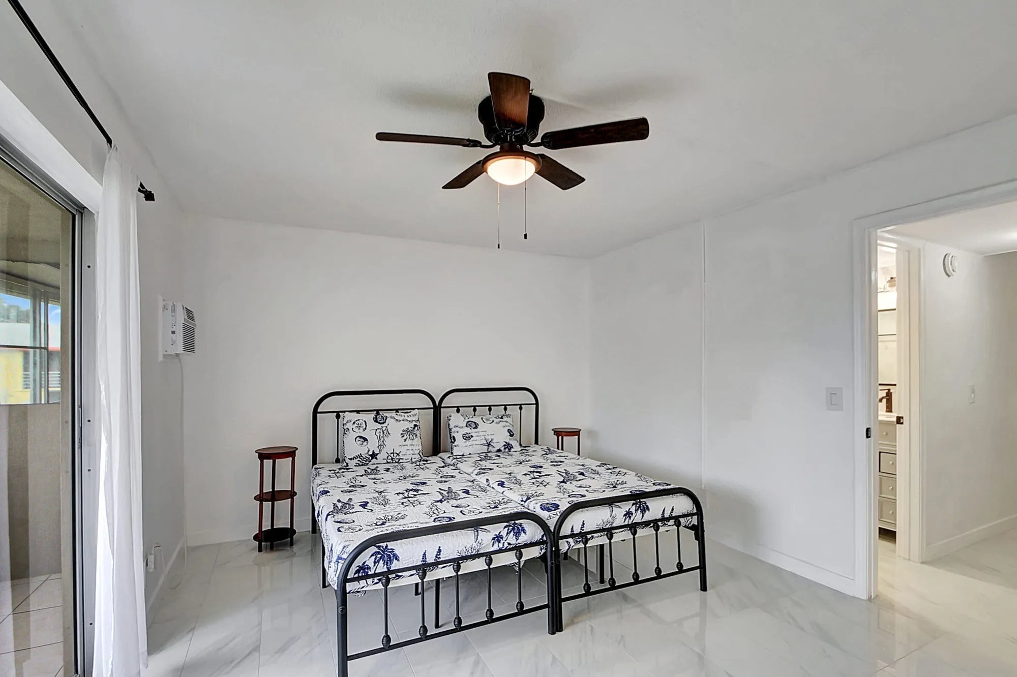 Property Slideshow image 12 of 79 | 326 camden, West Palm Beach, FL, 33417