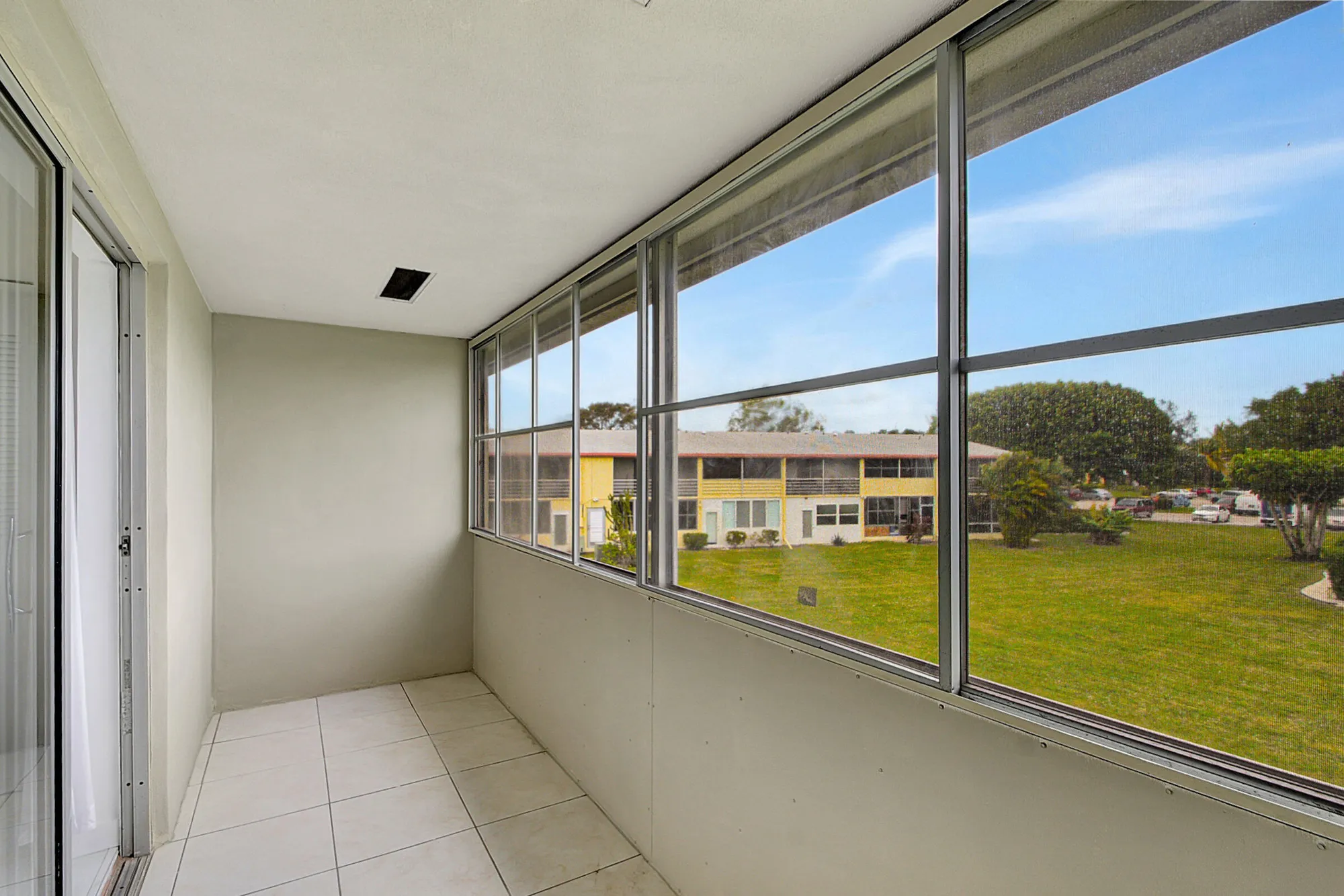 Property Slideshow image 15 of 79 | 326 camden, West Palm Beach, FL, 33417
