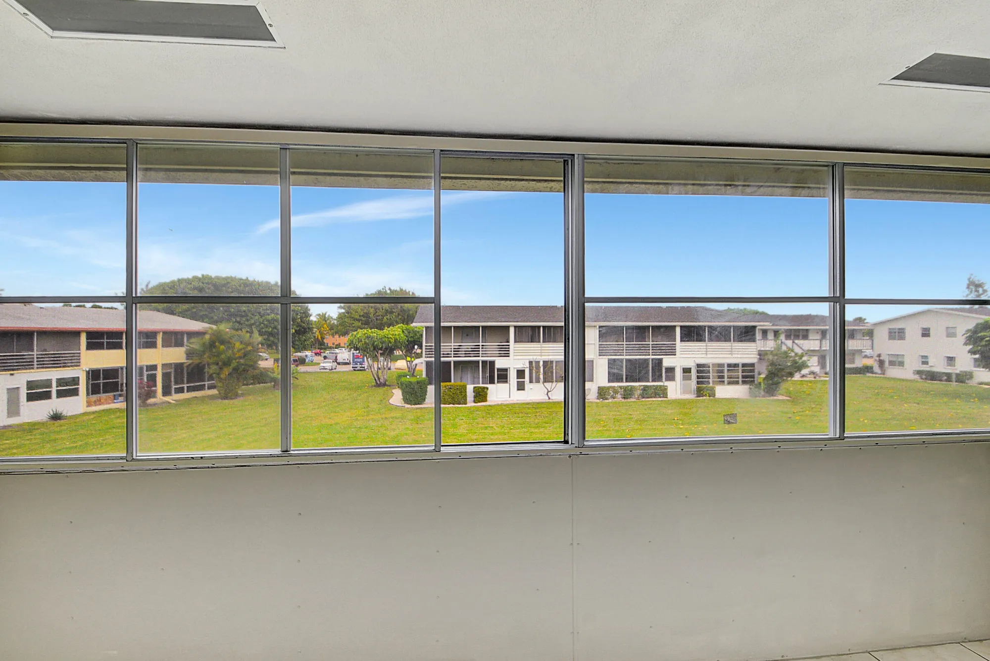 Property Slideshow image 17 of 79 | 326 camden, West Palm Beach, FL, 33417