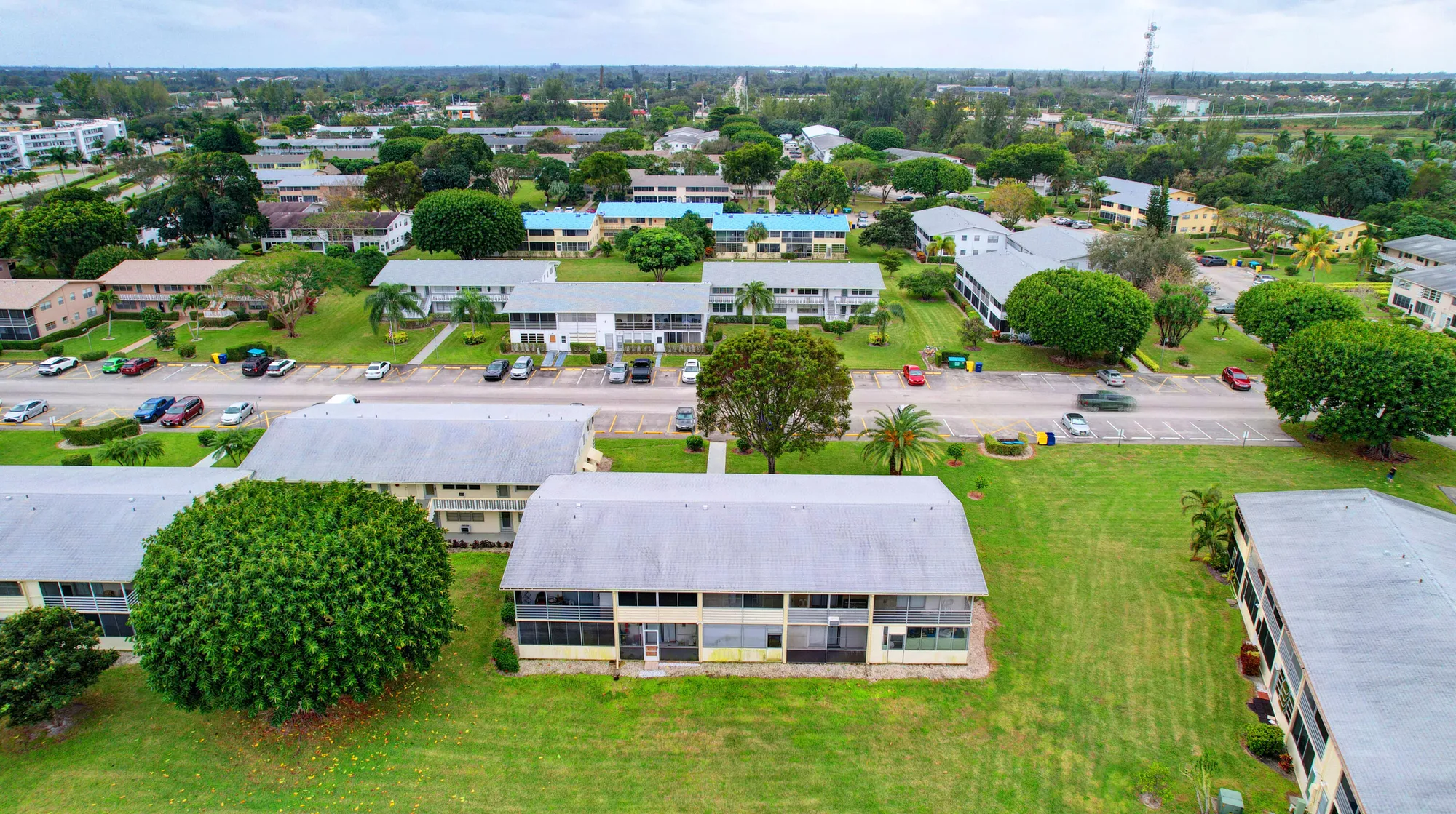 Property Slideshow image 32 of 79 | 326 camden, West Palm Beach, FL, 33417