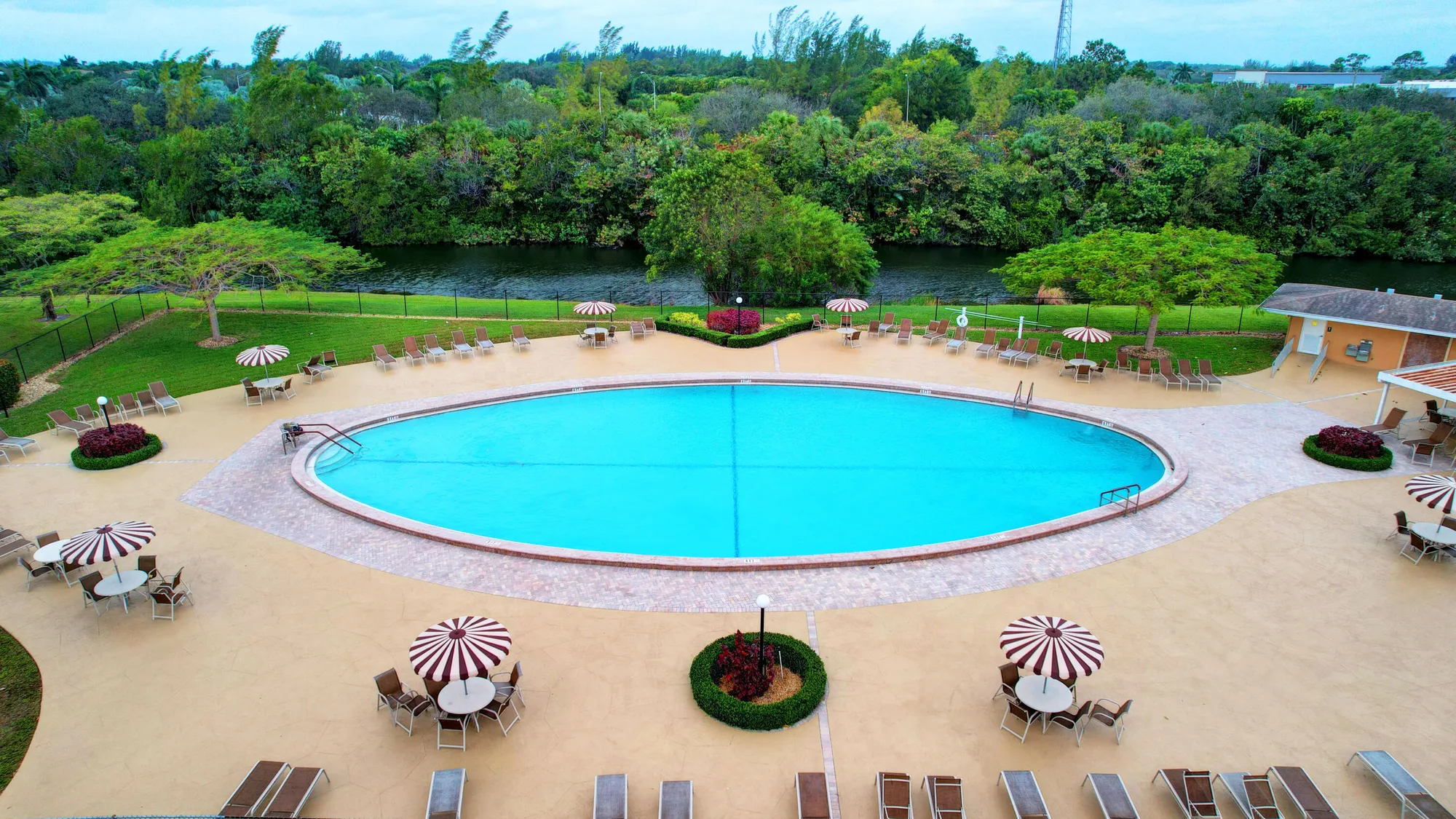 Property Slideshow image 46 of 79 | 326 camden, West Palm Beach, FL, 33417