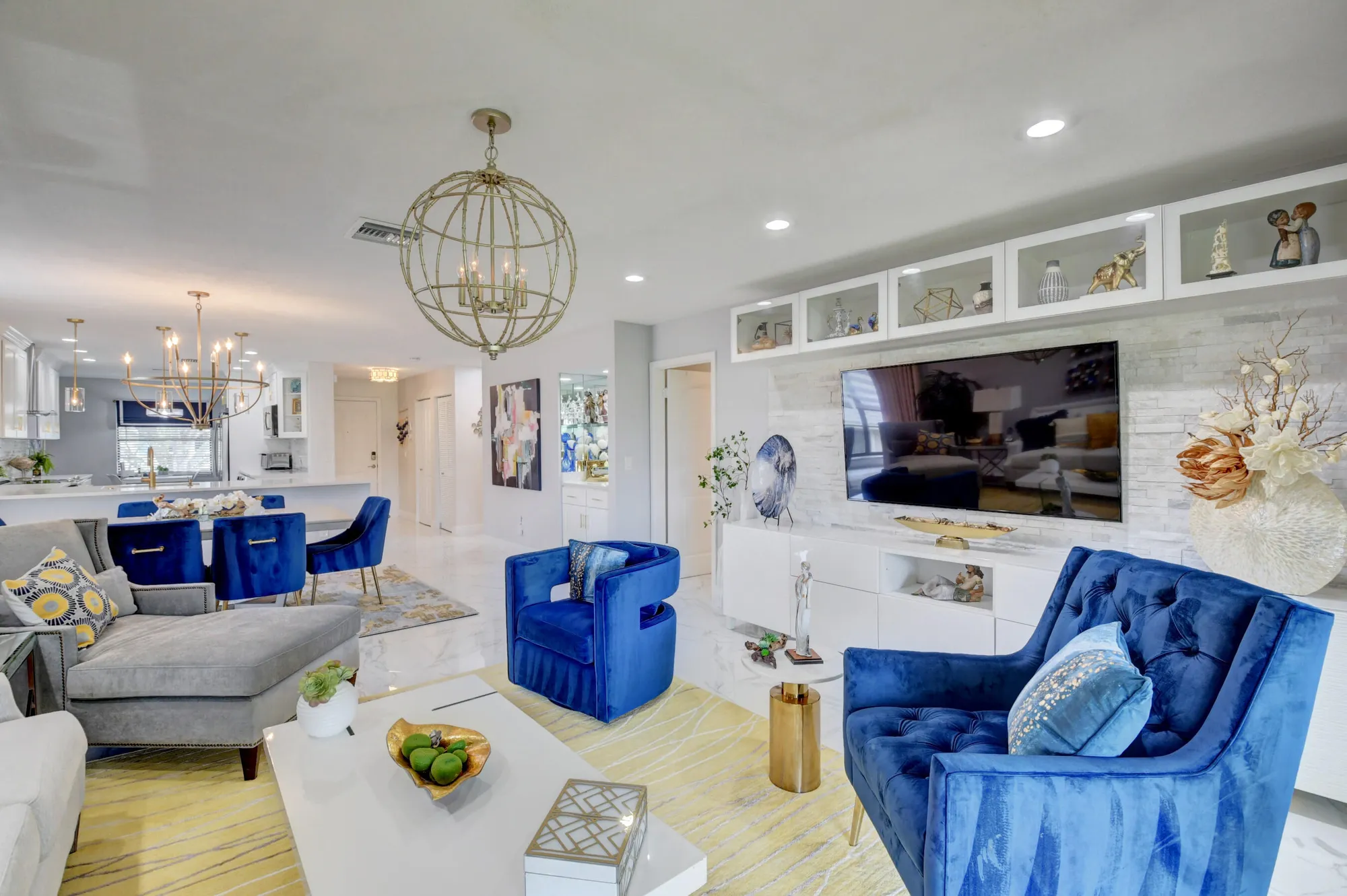 Property Slideshow image 9 of 58 | 15 westgate ln d, Boynton Beach, FL, 33436