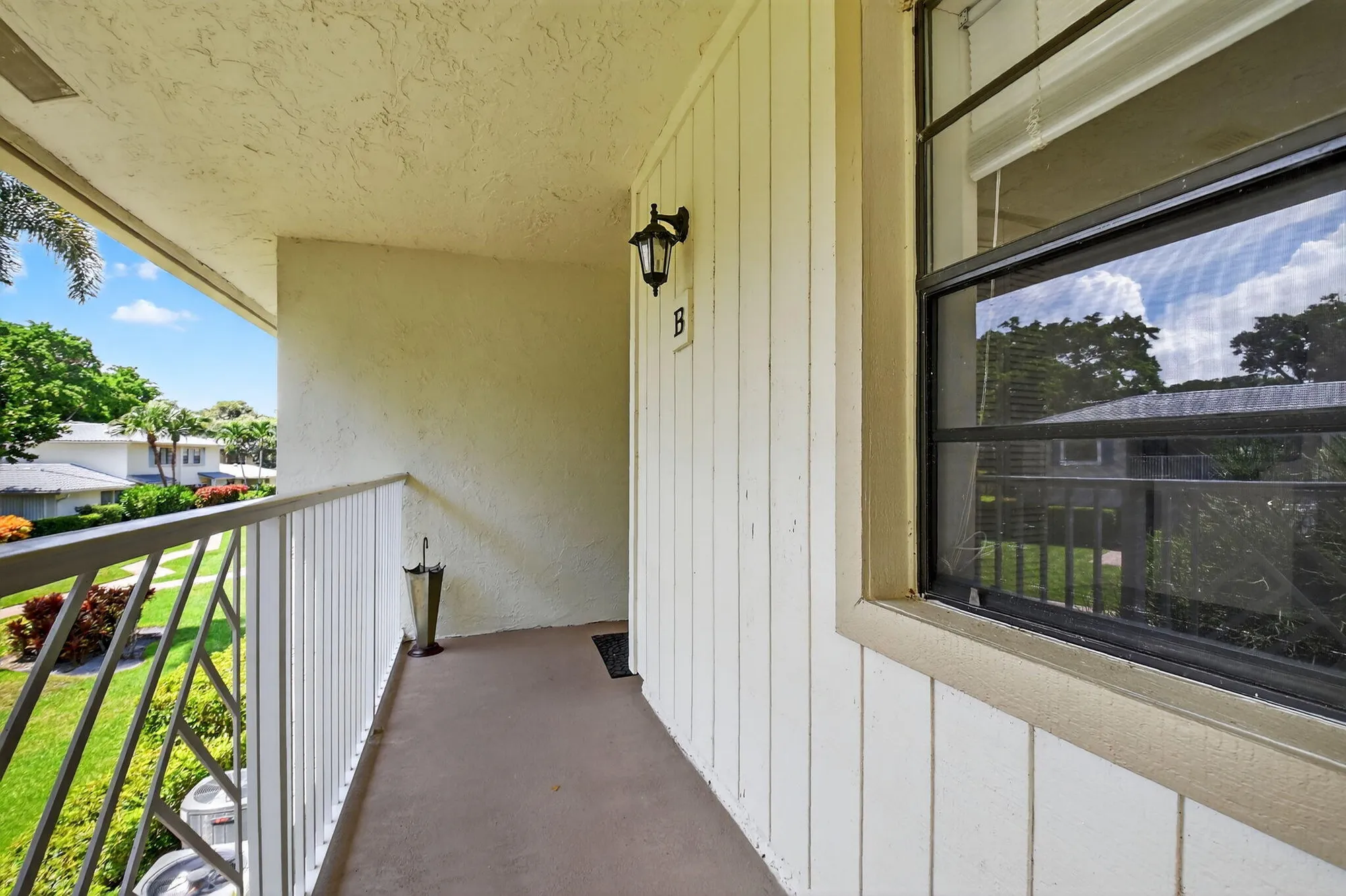 Property Slideshow image 5 of 92 | 34 westgate ln b, Boynton Beach, FL, 33436