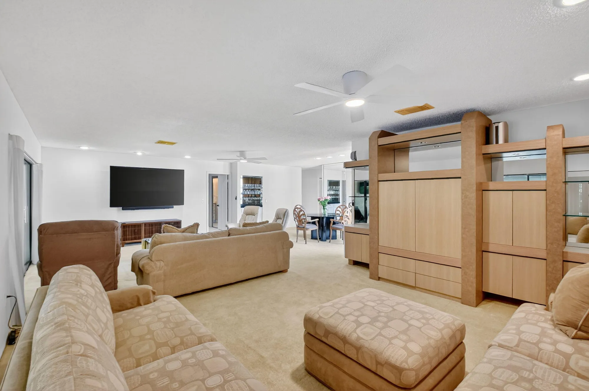 Property Slideshow image 19 of 92 | 34 westgate ln b, Boynton Beach, FL, 33436