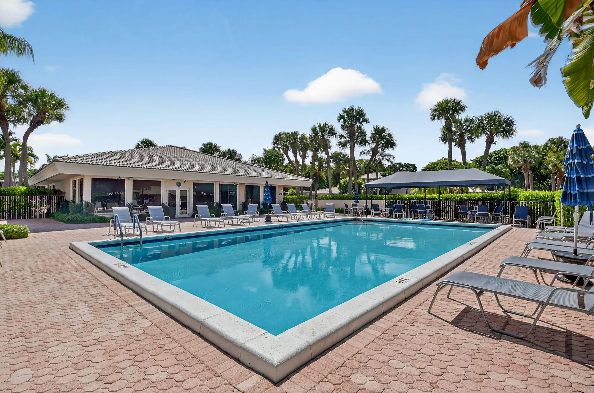 Property Slideshow image 39 of 92 | 34 westgate ln b, Boynton Beach, FL, 33436